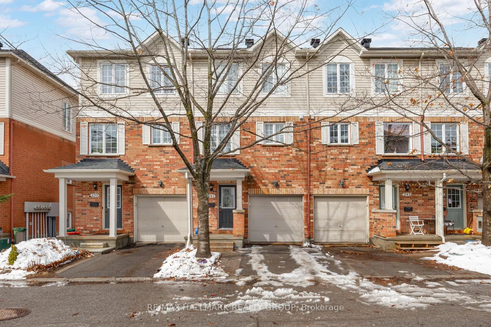 Photo 1 of Unit 241, 90 Edenvale Drive, Ottawa, Kanata - Beaverbrook — HOMEH