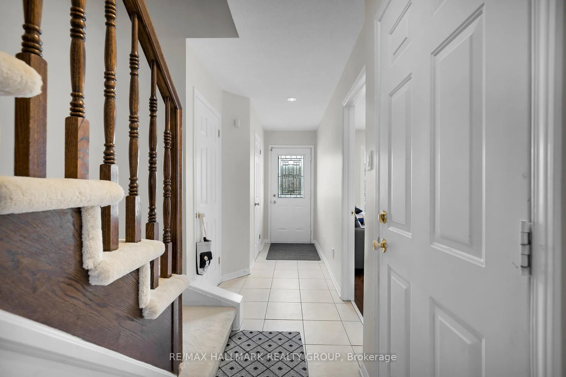 Photo 2 of Unit 241, 90 Edenvale Drive, Ottawa, Kanata - Beaverbrook — HOMEH