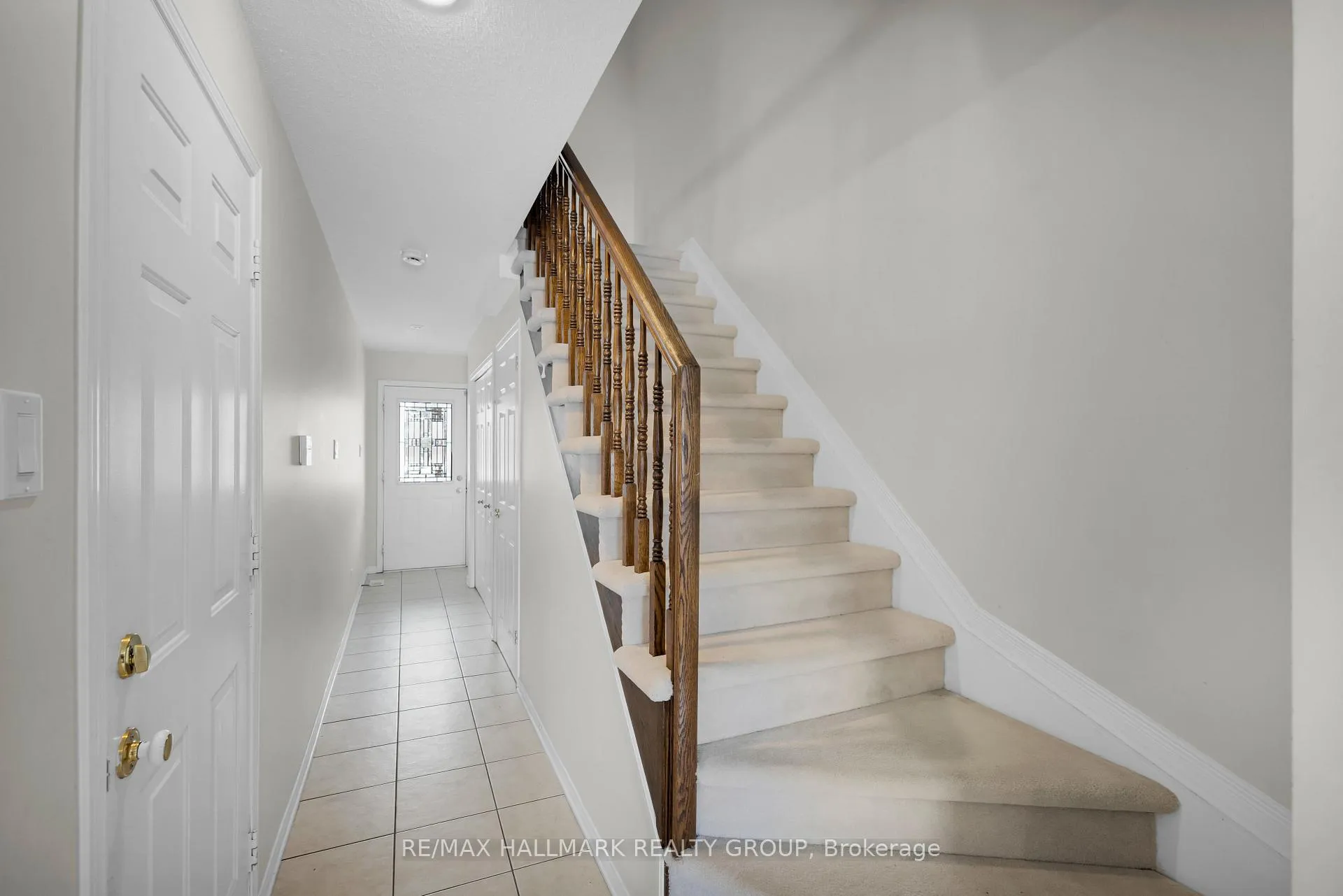 Photo 4 of Unit 241, 90 Edenvale Drive, Ottawa, Kanata - Beaverbrook — HOMEH