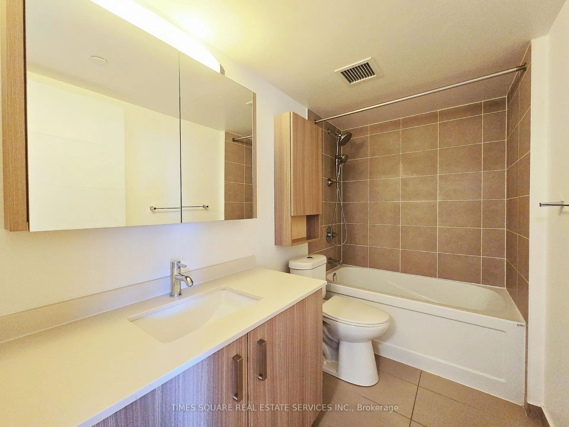 Photo 16 of Unit 708, 18 Uptown Drive, Markham, Unionville — HOMEH