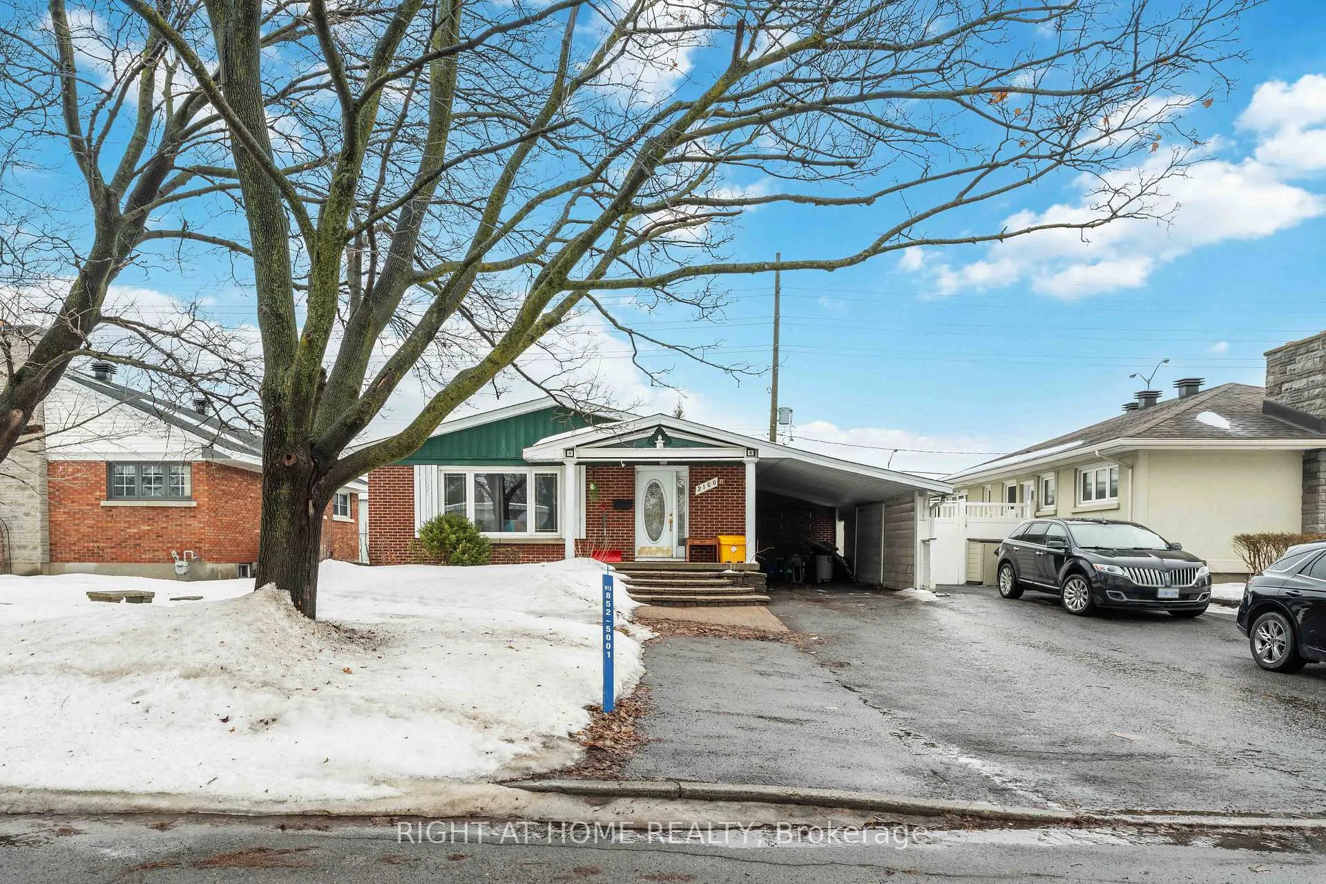 Photo 1 of Unit B, 2160 Queensgrove Road, Ottawa, McKellar Heights/Glabar Park — HOMEH