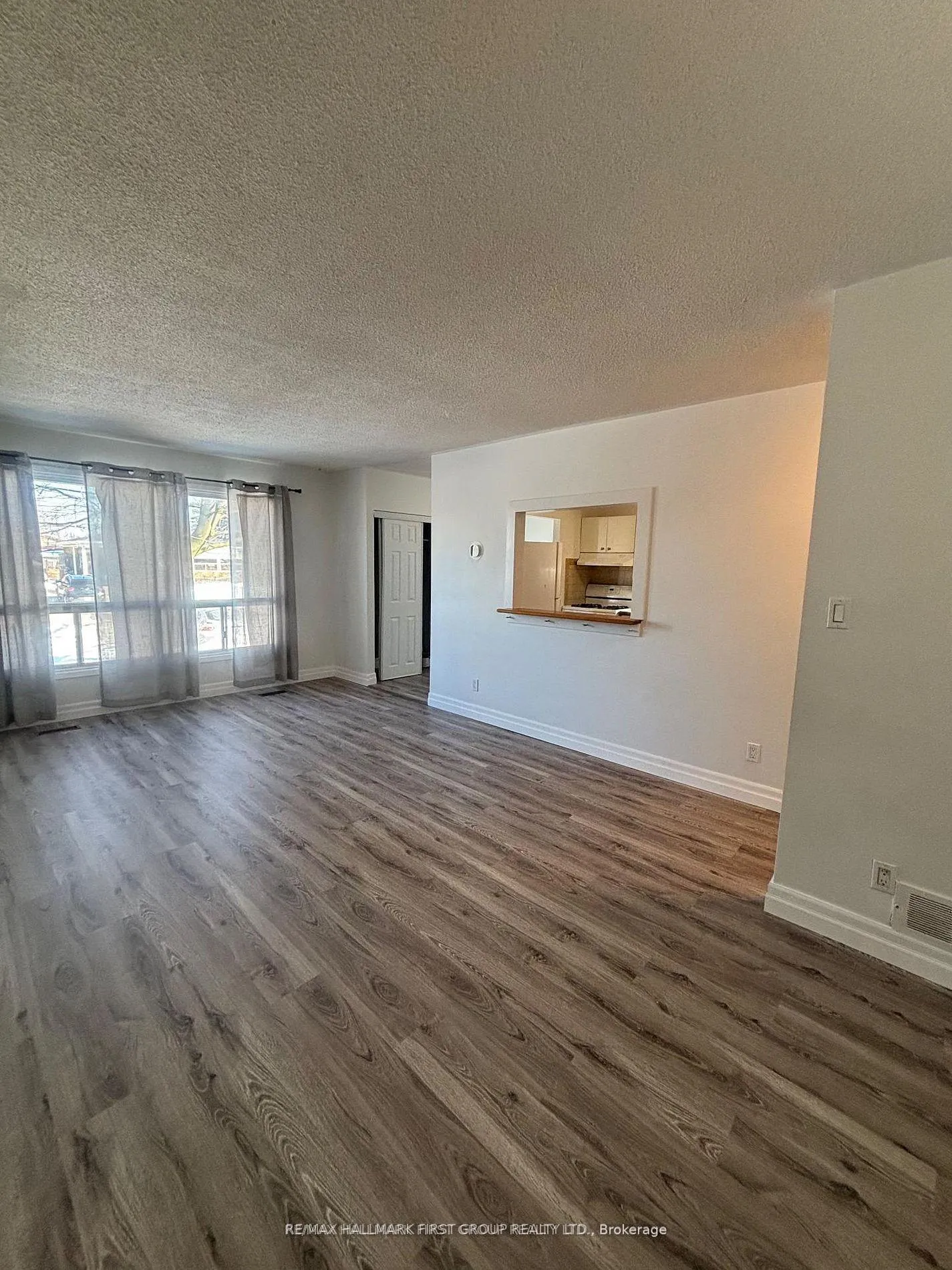 Photo 5 of 780 Westshore Boulevard, Pickering, West Shore — HOMEH