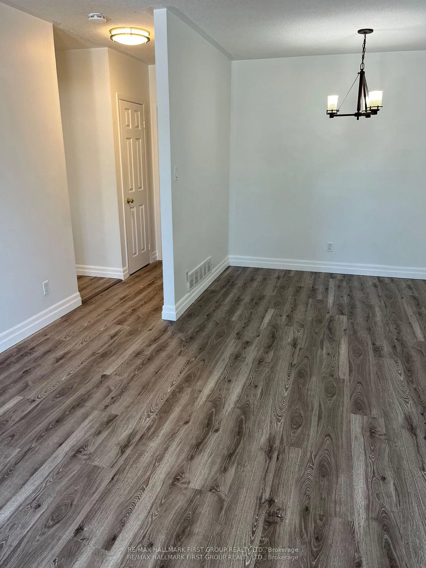 Photo 8 of 780 Westshore Boulevard, Pickering, West Shore — HOMEH