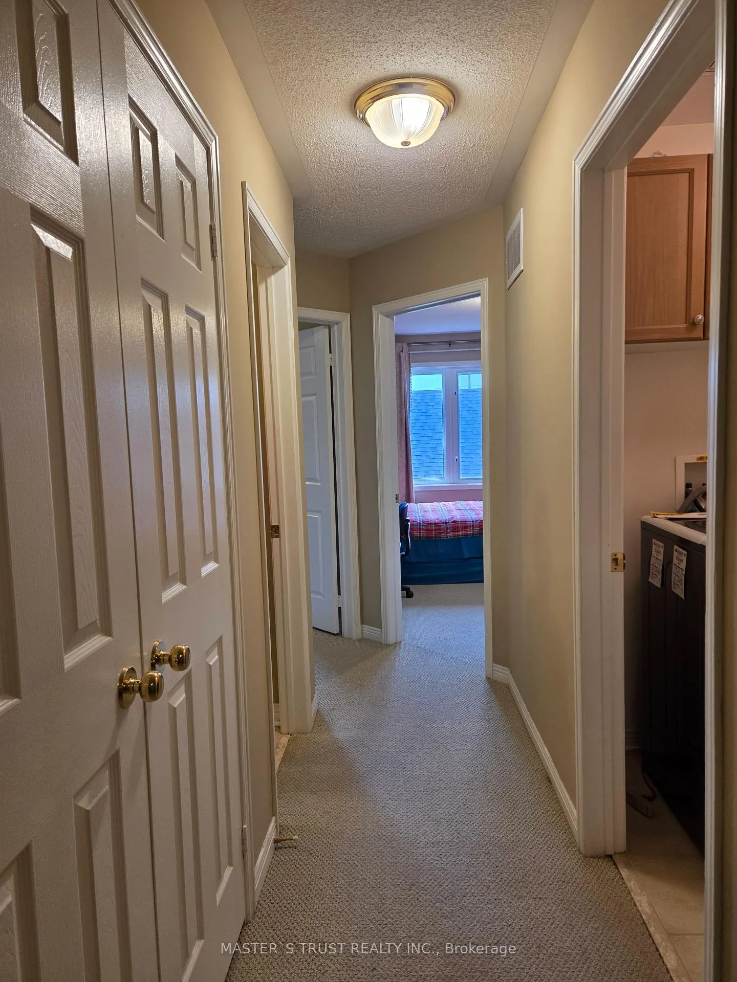 Photo 3 of Unit Room C, 45 Sharon Lee Drive, Markham, Berczy — HOMEH