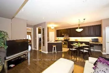Photo 4 of Unit Room C, 45 Sharon Lee Drive, Markham, Berczy — HOMEH