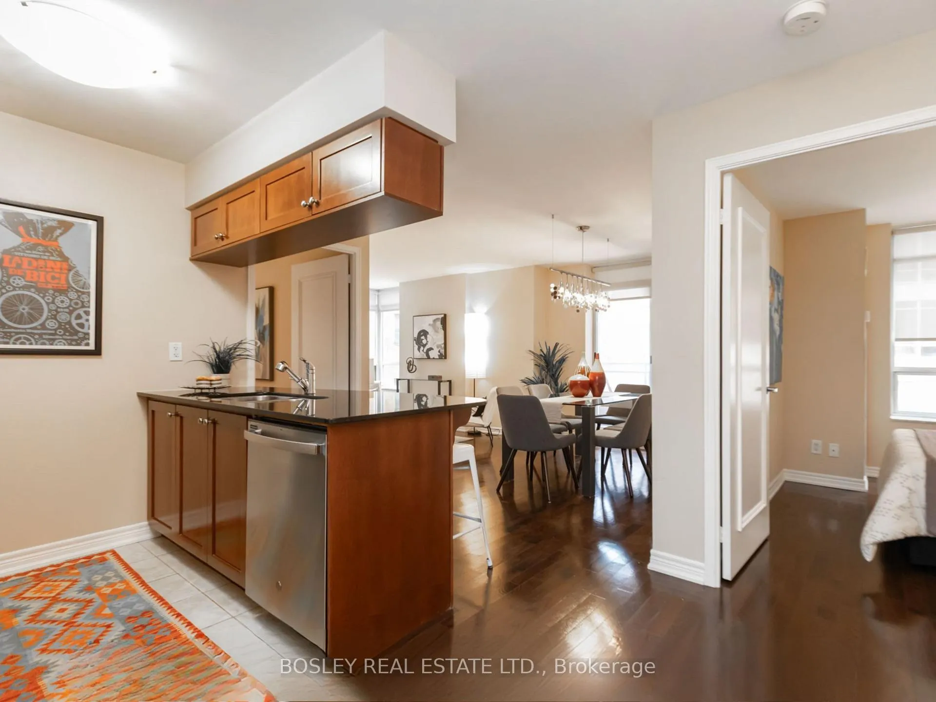 Photo 16 of Unit 302, 60 St Clair Avenue W, Toronto, Yonge-St. Clair — HOMEH