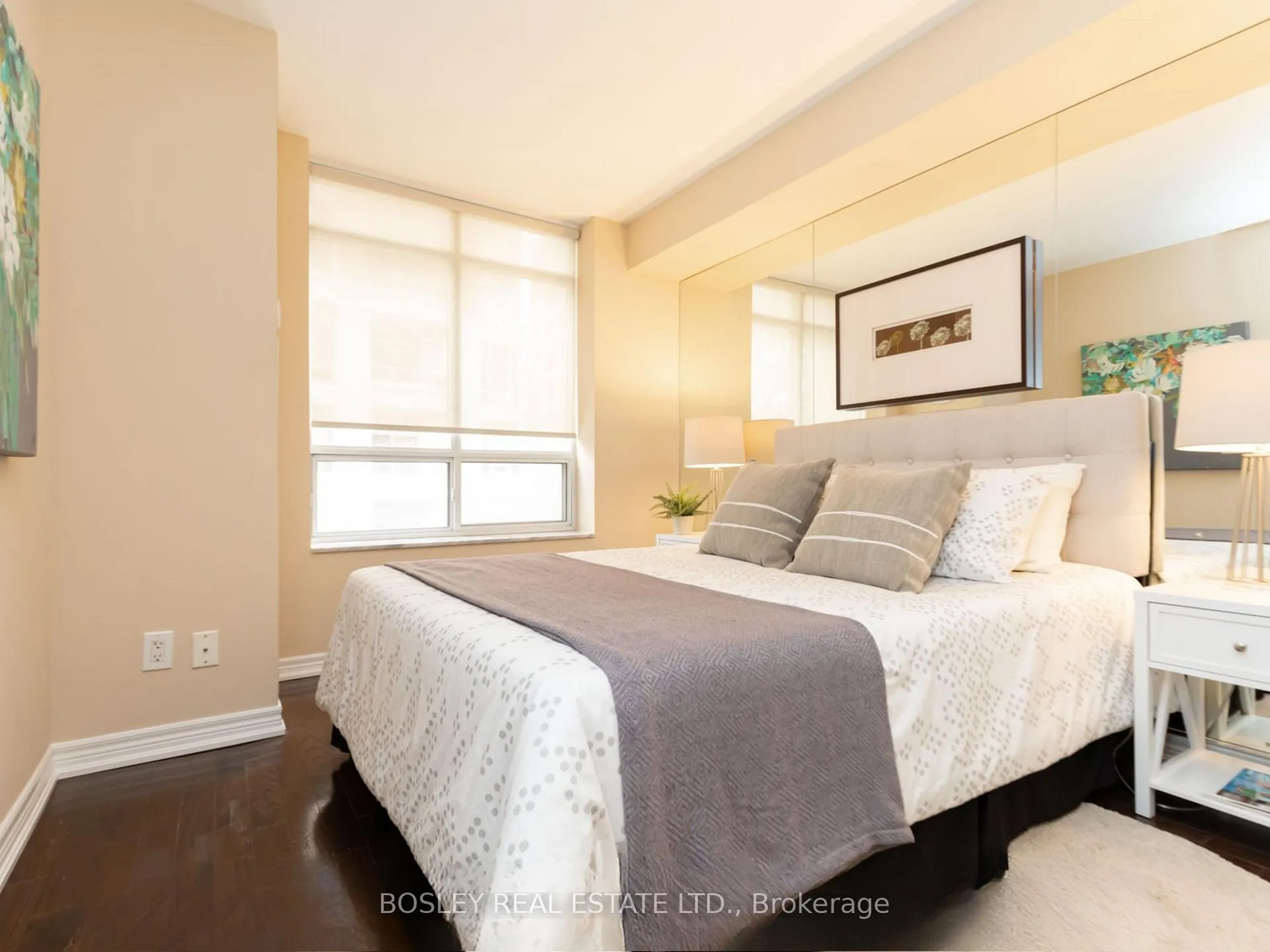 Photo 18 of Unit 302, 60 St Clair Avenue W, Toronto, Yonge-St. Clair — HOMEH