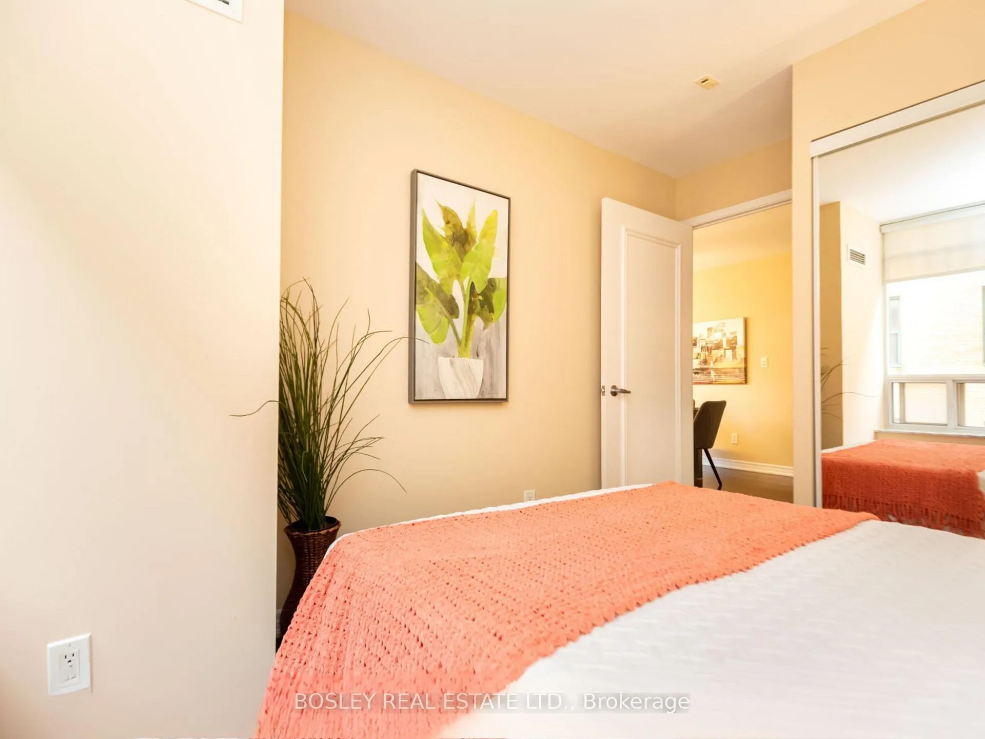 Photo 21 of Unit 302, 60 St Clair Avenue W, Toronto, Yonge-St. Clair — HOMEH