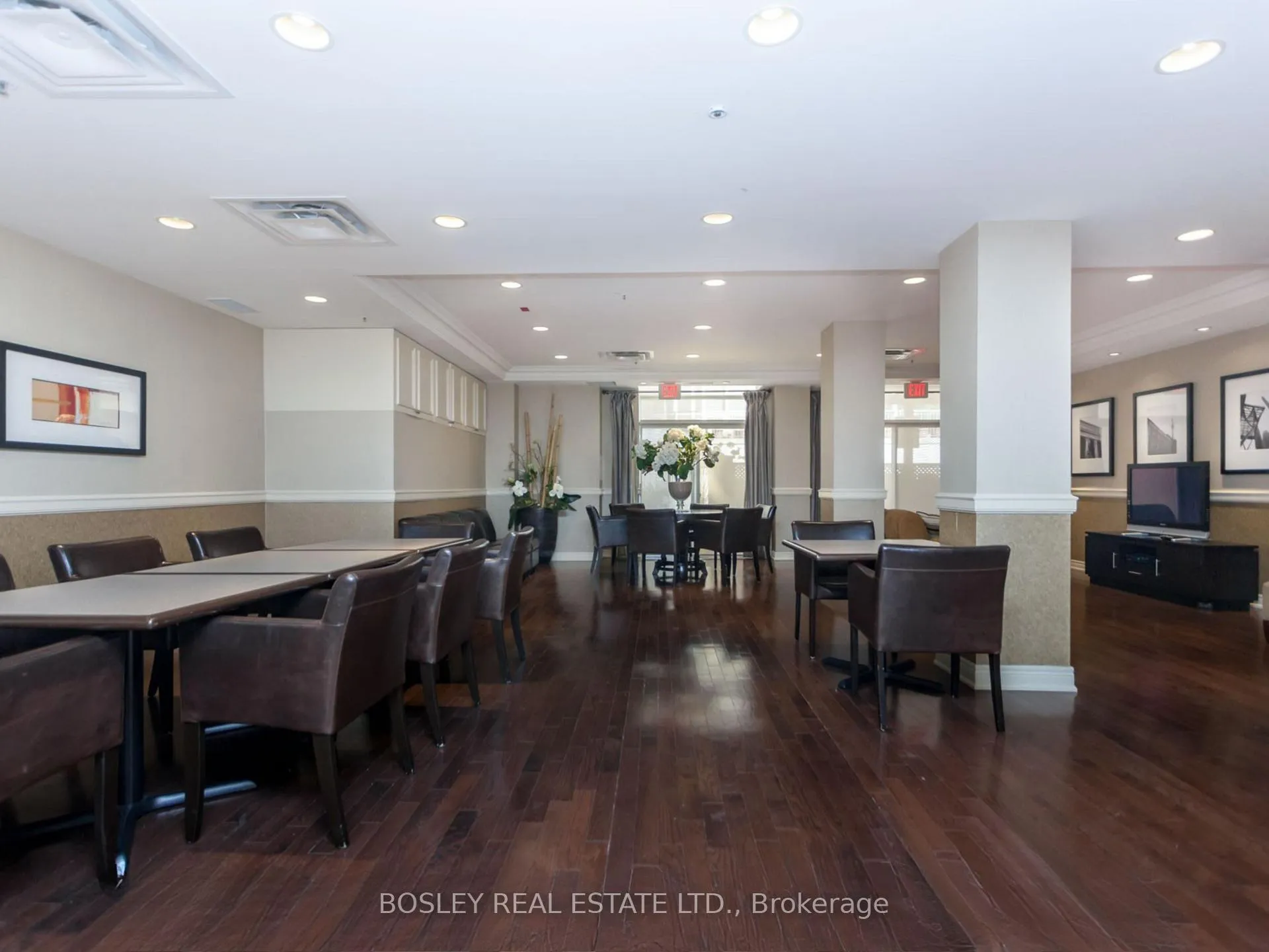 Photo 31 of Unit 302, 60 St Clair Avenue W, Toronto, Yonge-St. Clair — HOMEH
