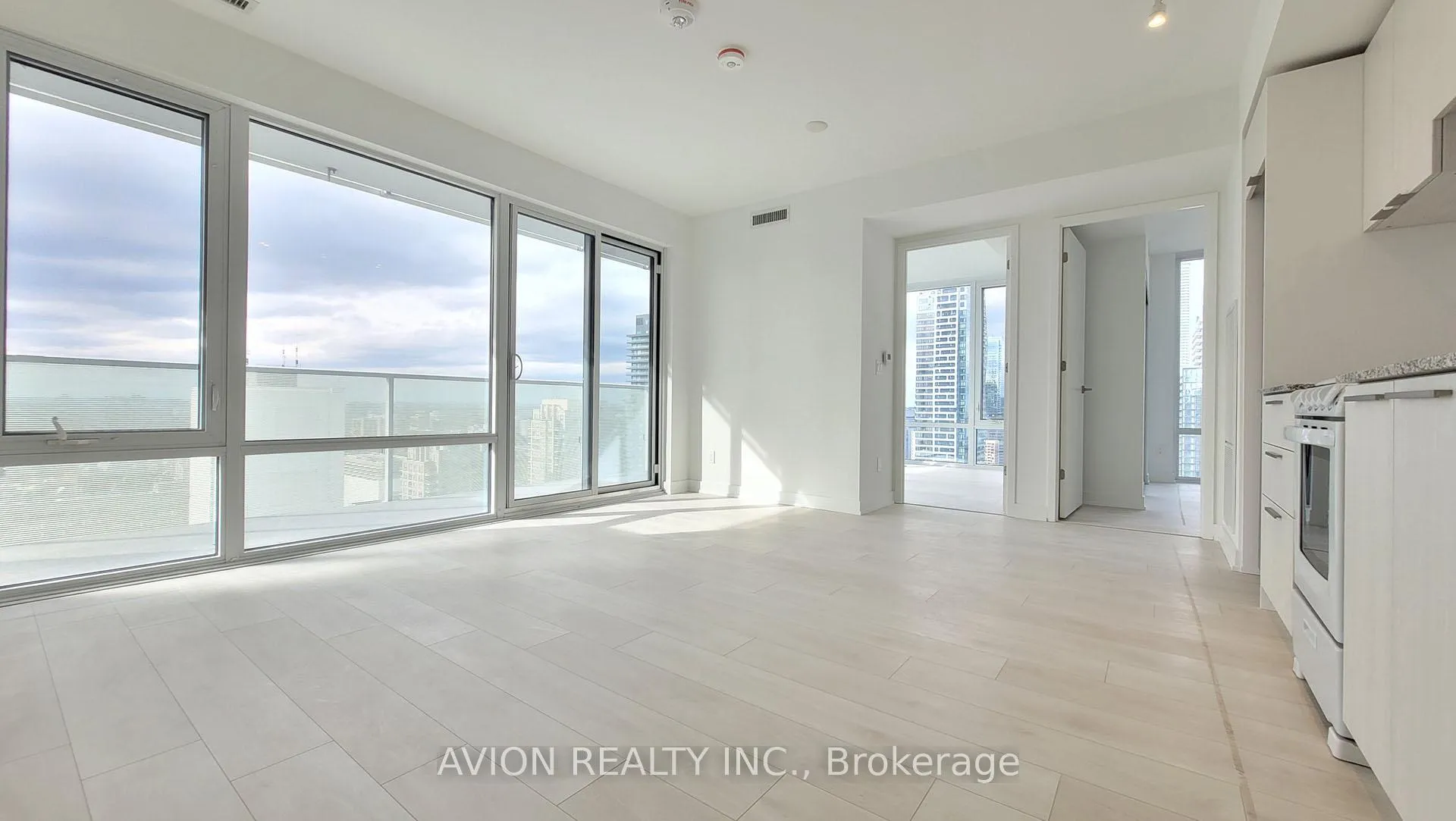 Photo 4 of Unit 3102, 501 Yonge Street, Toronto, Church-Yonge Corridor — HOMEH