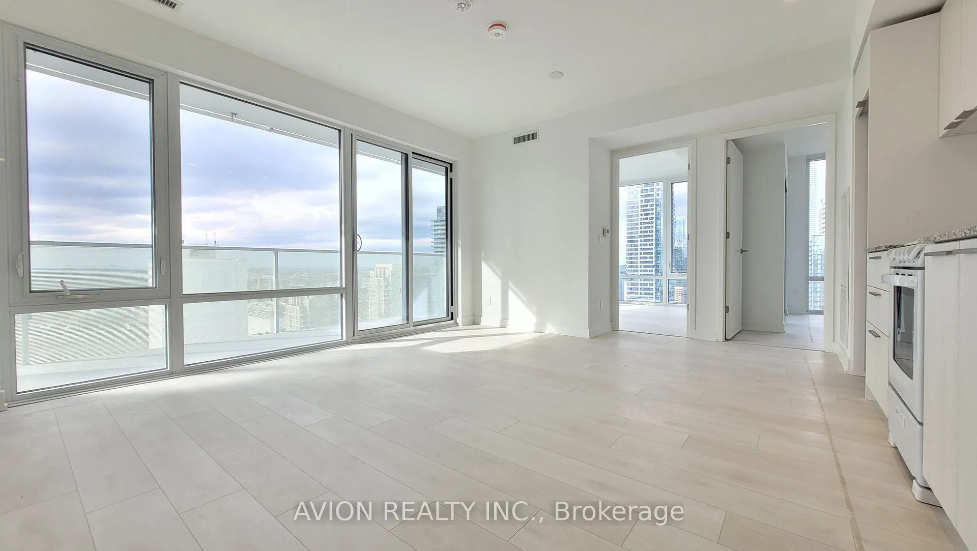 Photo 5 of Unit 3102, 501 Yonge Street, Toronto, Church-Yonge Corridor — HOMEH