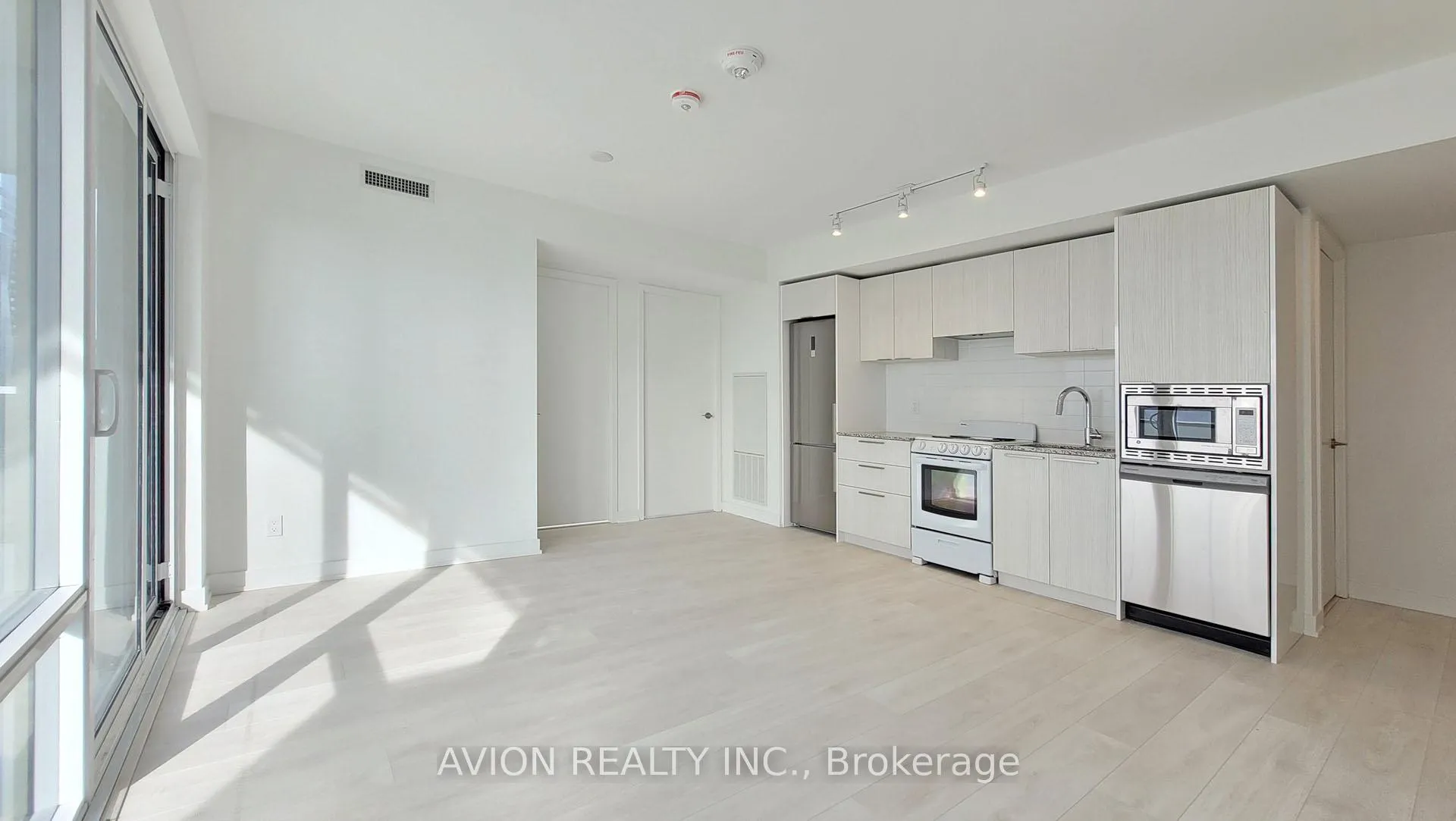 Photo 7 of Unit 3102, 501 Yonge Street, Toronto, Church-Yonge Corridor — HOMEH