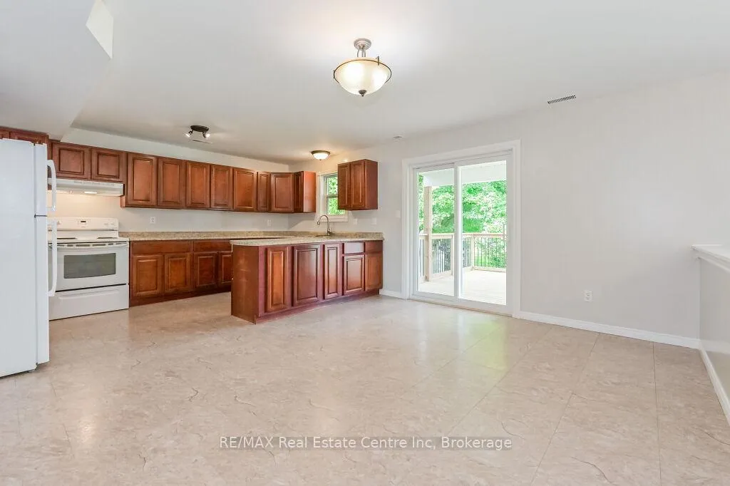 Photo 19 of 353 Wellington Street E, Wellington North, Mount Forest — HOMEH