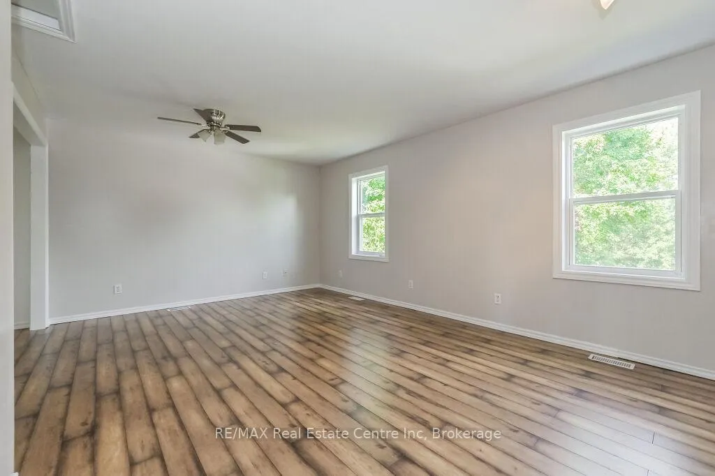 Photo 26 of 353 Wellington Street E, Wellington North, Mount Forest — HOMEH