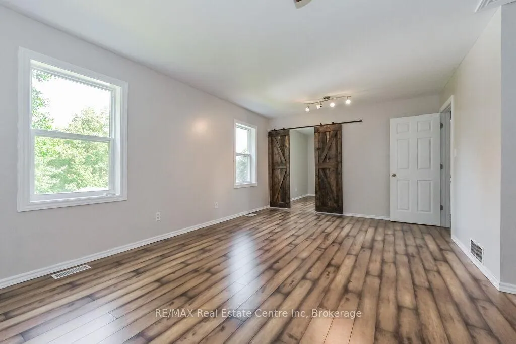 Photo 27 of 353 Wellington Street E, Wellington North, Mount Forest — HOMEH