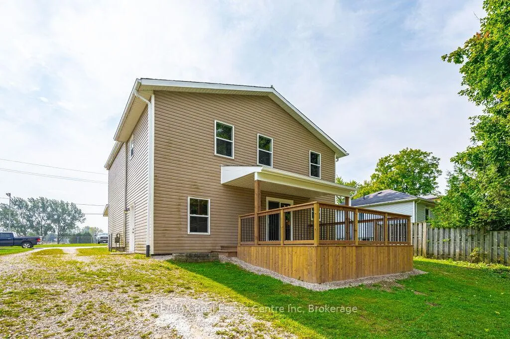 Photo 33 of 353 Wellington Street E, Wellington North, Mount Forest — HOMEH