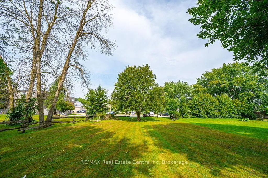Photo 44 of 353 Wellington Street E, Wellington North, Mount Forest — HOMEH