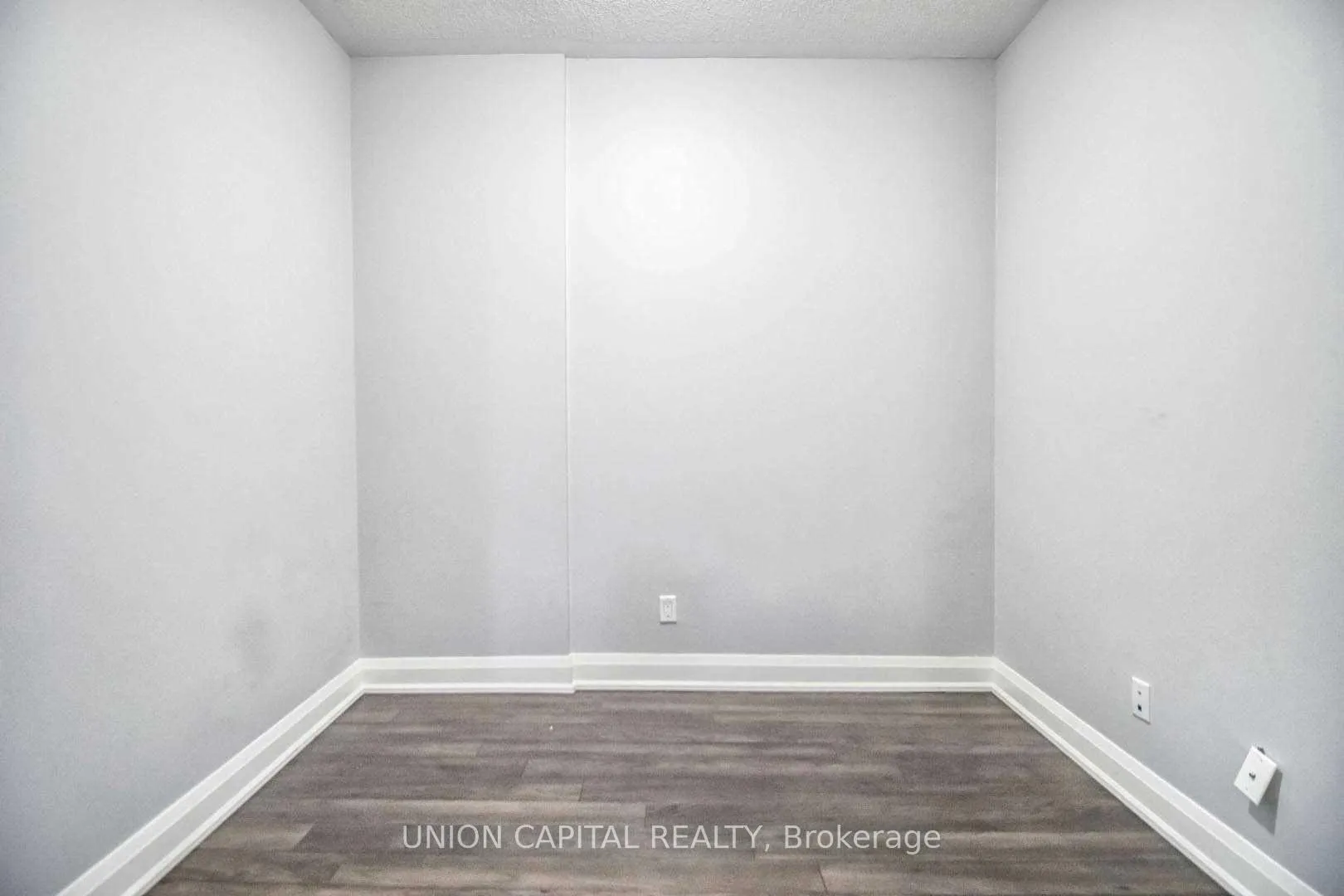 Photo 12 of Unit 306, 55 Yorkland Boulevard, Brampton, Goreway Drive Corridor — HOMEH