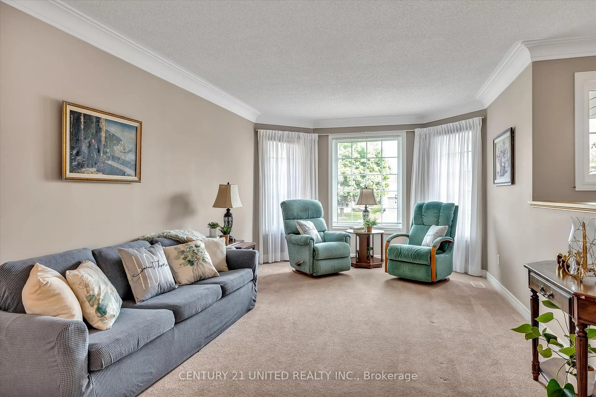 Photo 7 of 1329 White Crescent, Peterborough, Monaghan Ward 2 — HOMEH