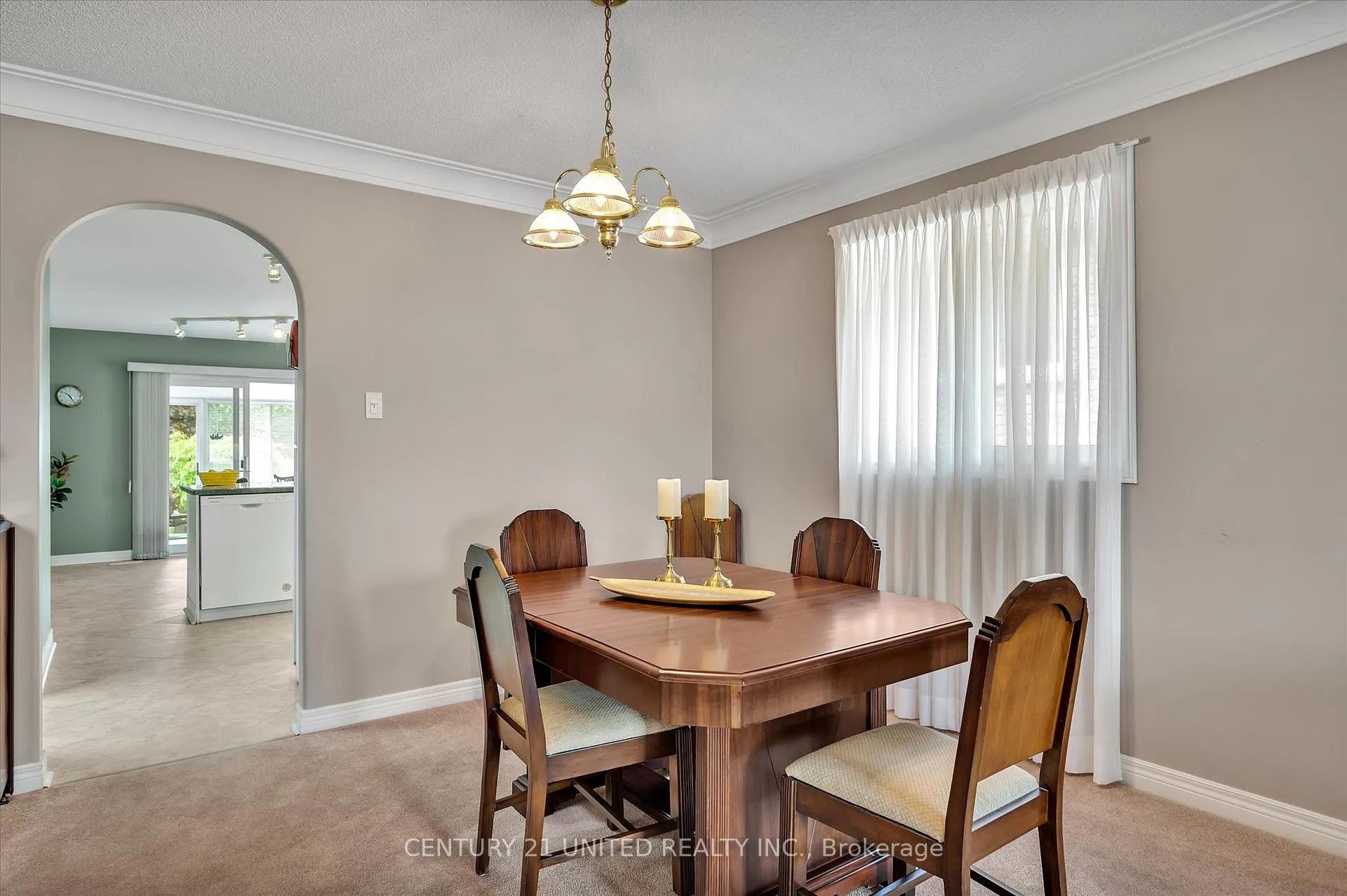 Photo 10 of 1329 White Crescent, Peterborough, Monaghan Ward 2 — HOMEH