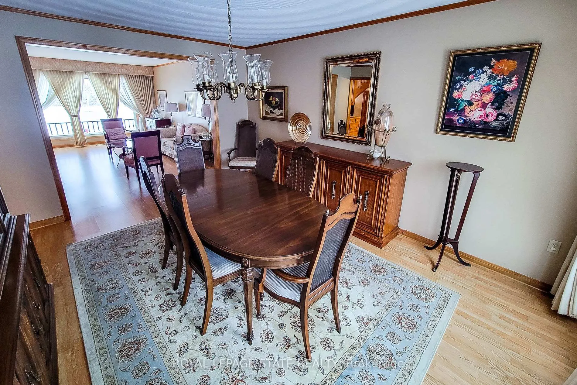 Photo 13 of 52 Elena Court, Hamilton, Gurnett — HOMEH