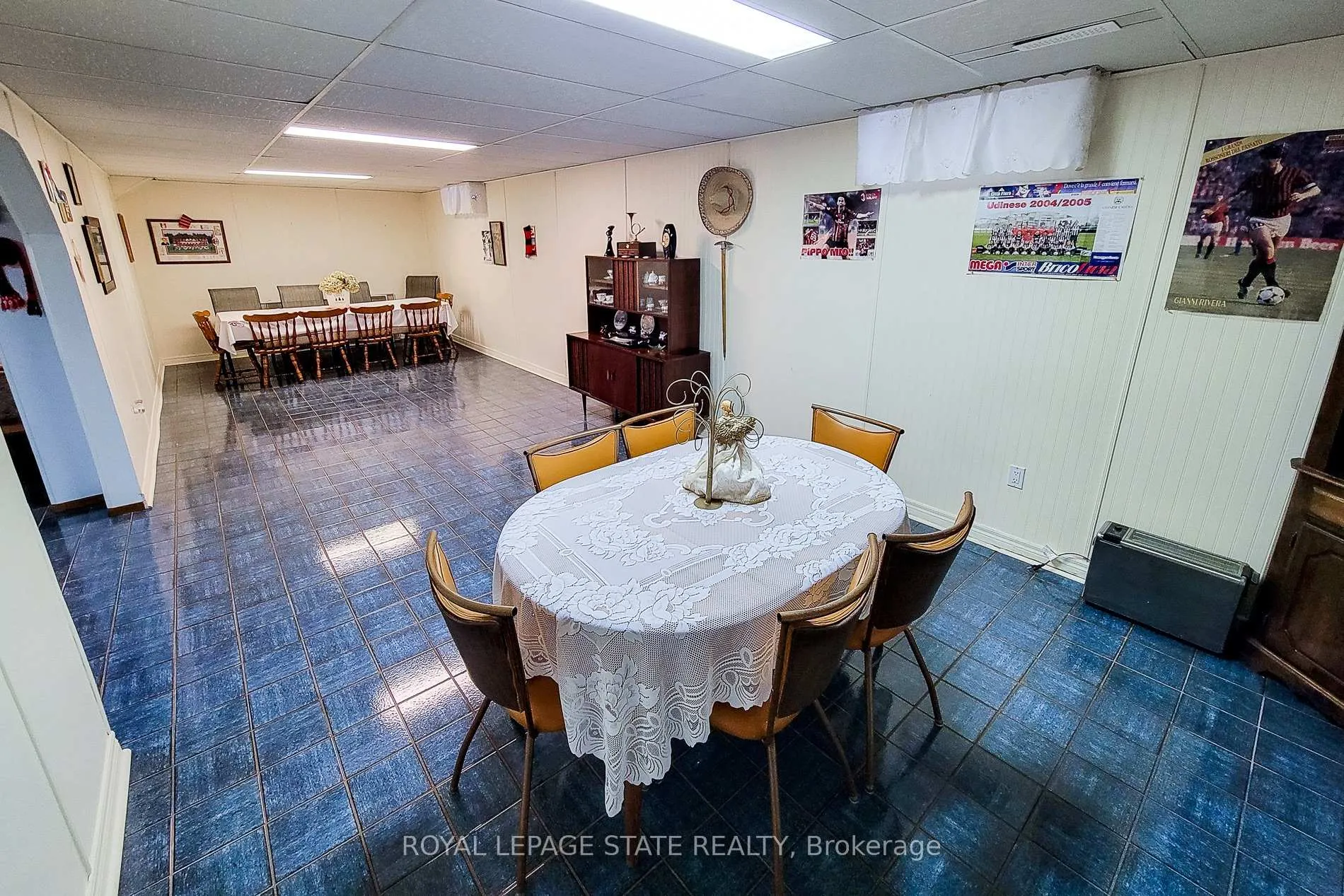 Photo 41 of 52 Elena Court, Hamilton, Gurnett — HOMEH
