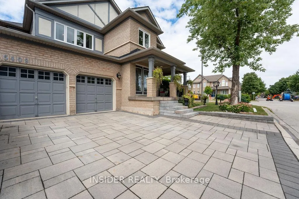 Front of 5409 Duchess Court