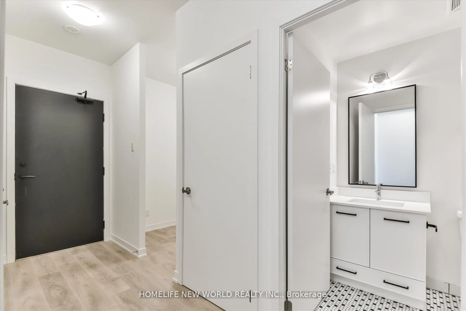 Photo 8 of Unit 405, 899 Queen Street E, Toronto, South Riverdale — HOMEH