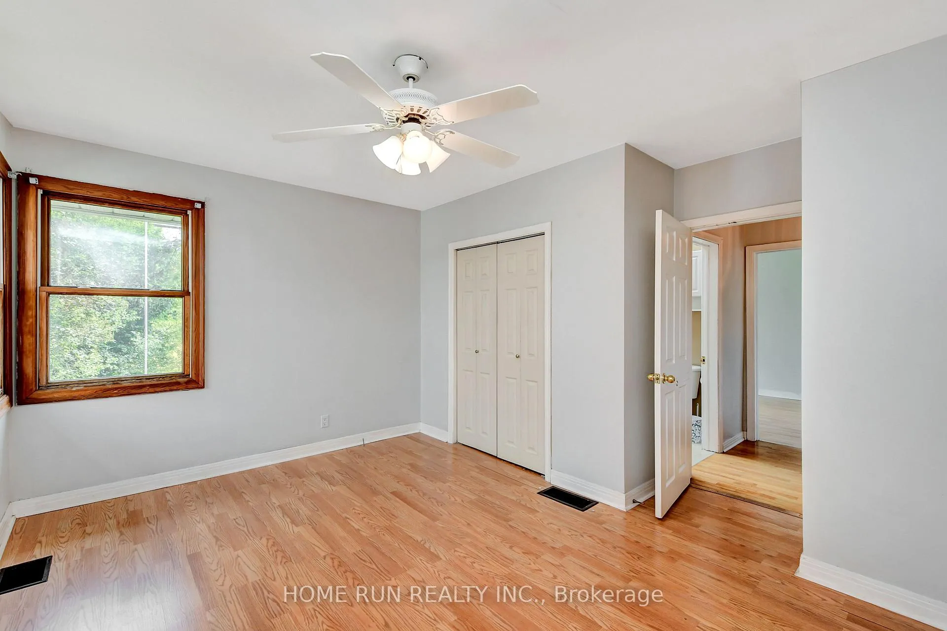 Photo 10 of 524 Braydon Avenue, Ottawa, Riverview Park — HOMEH