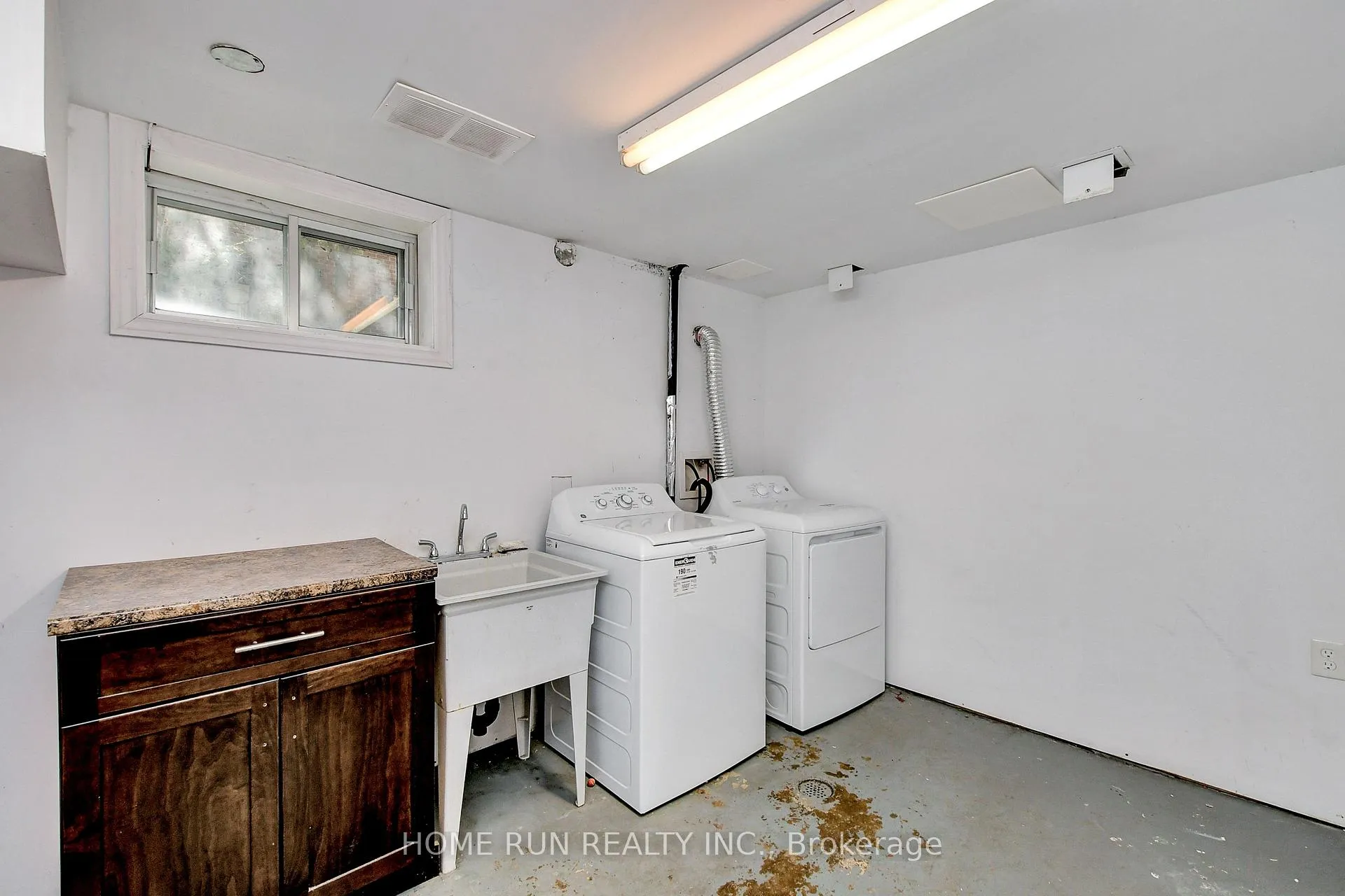 Photo 21 of 524 Braydon Avenue, Ottawa, Riverview Park — HOMEH