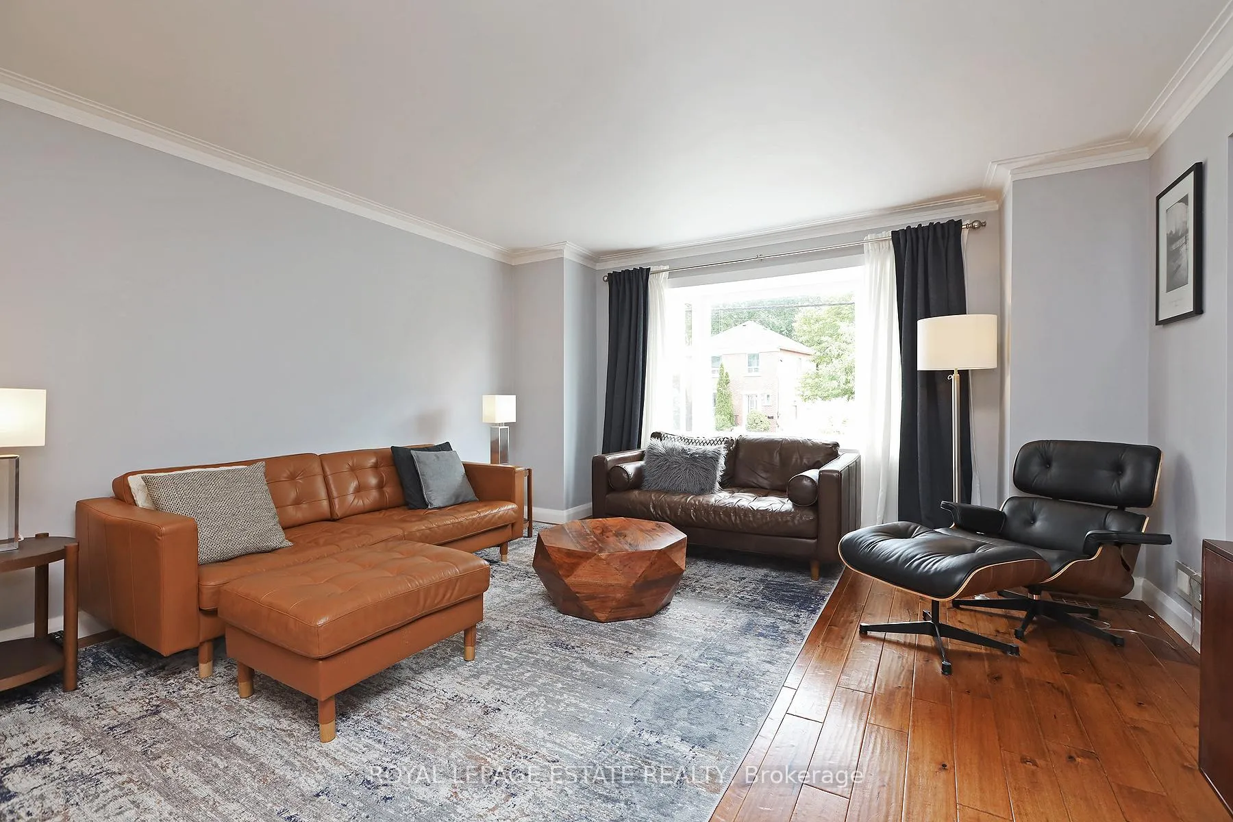 Photo 7 of 86 Midland Avenue, Scarborough, Birchcliffe-Cliffside — HOMEH