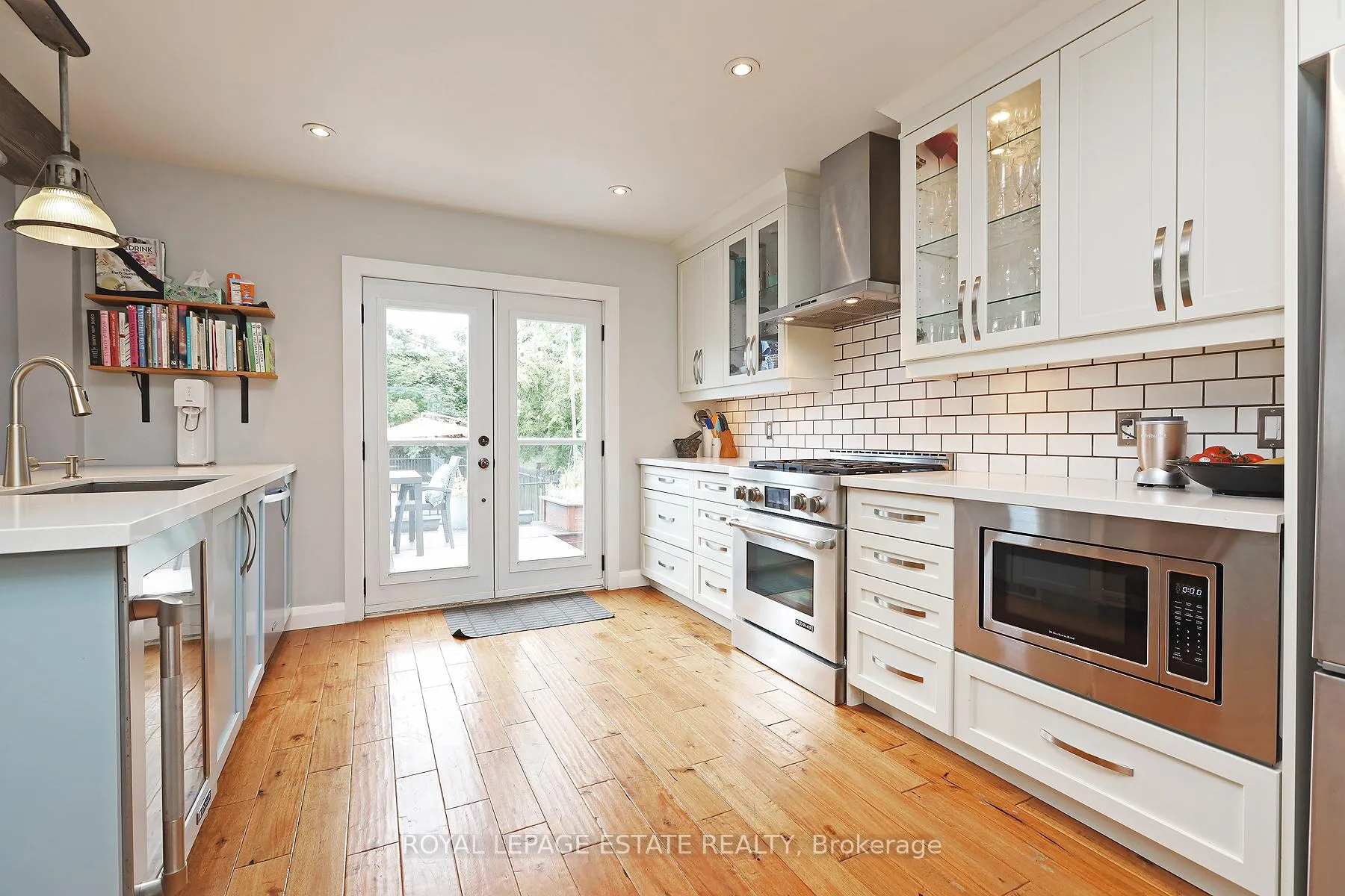 Photo 10 of 86 Midland Avenue, Scarborough, Birchcliffe-Cliffside — HOMEH