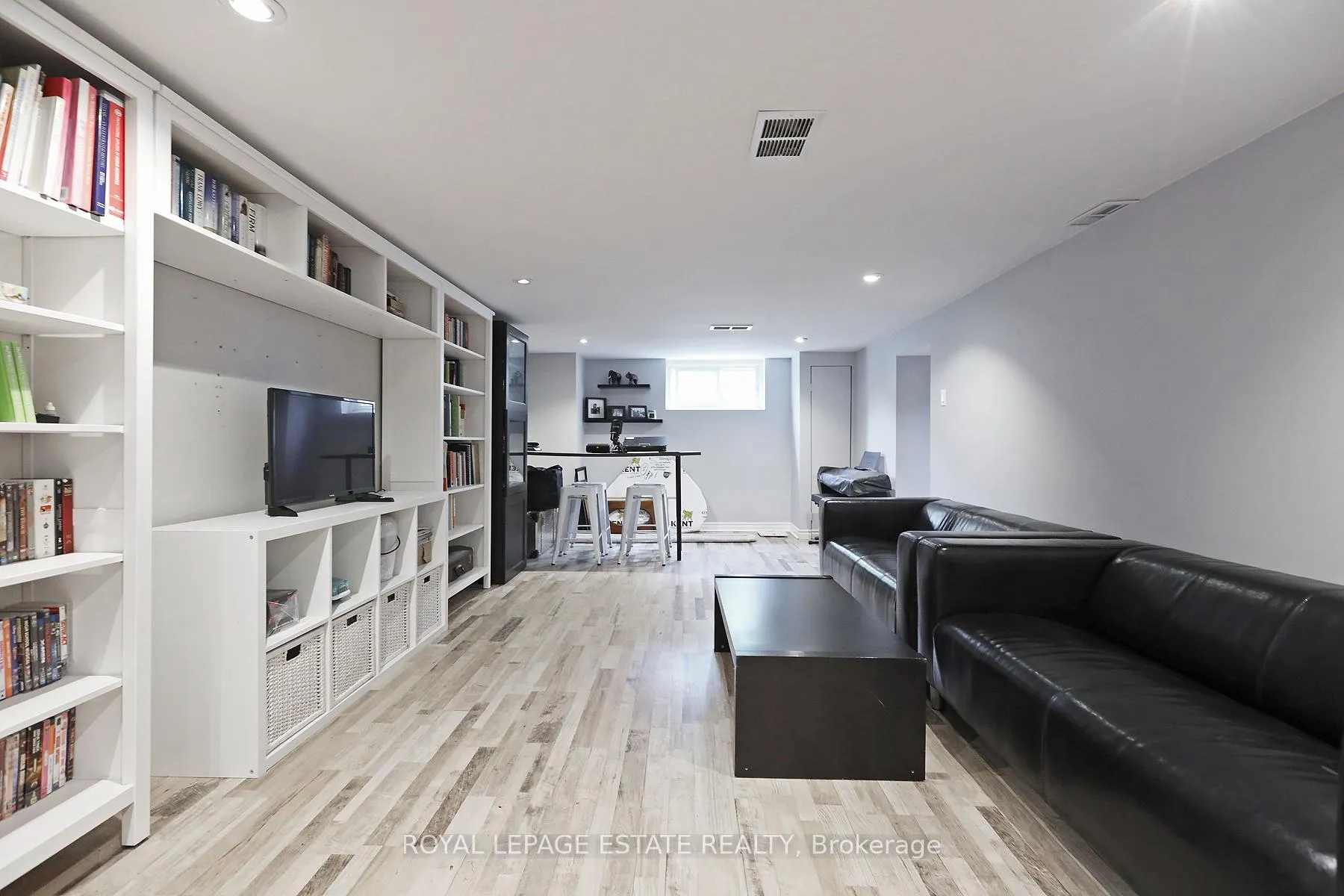 Photo 38 of 86 Midland Avenue, Scarborough, Birchcliffe-Cliffside — HOMEH