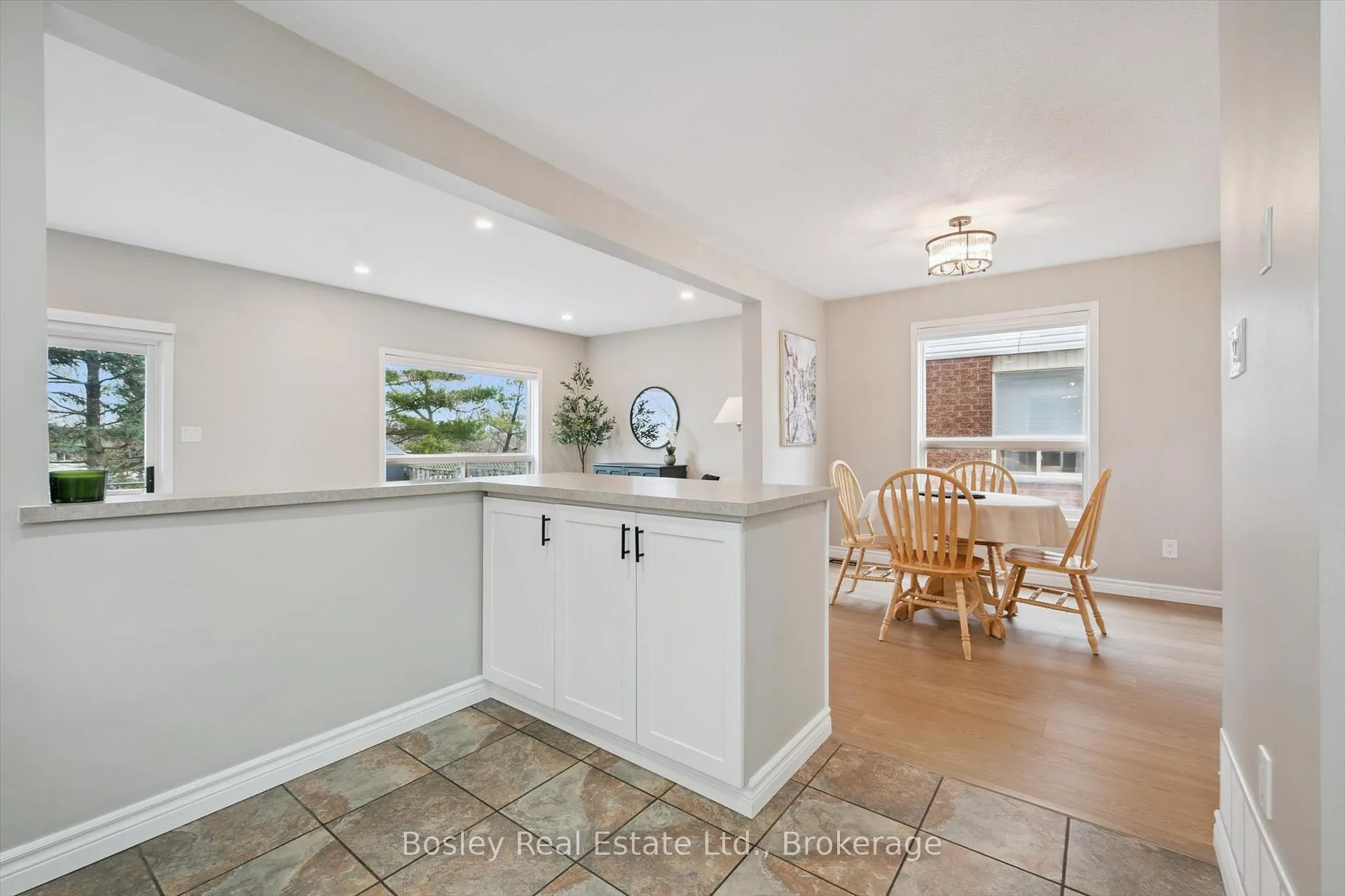Photo 13 of 157 Rickson Avenue, Guelph, Kortright West — HOMEH
