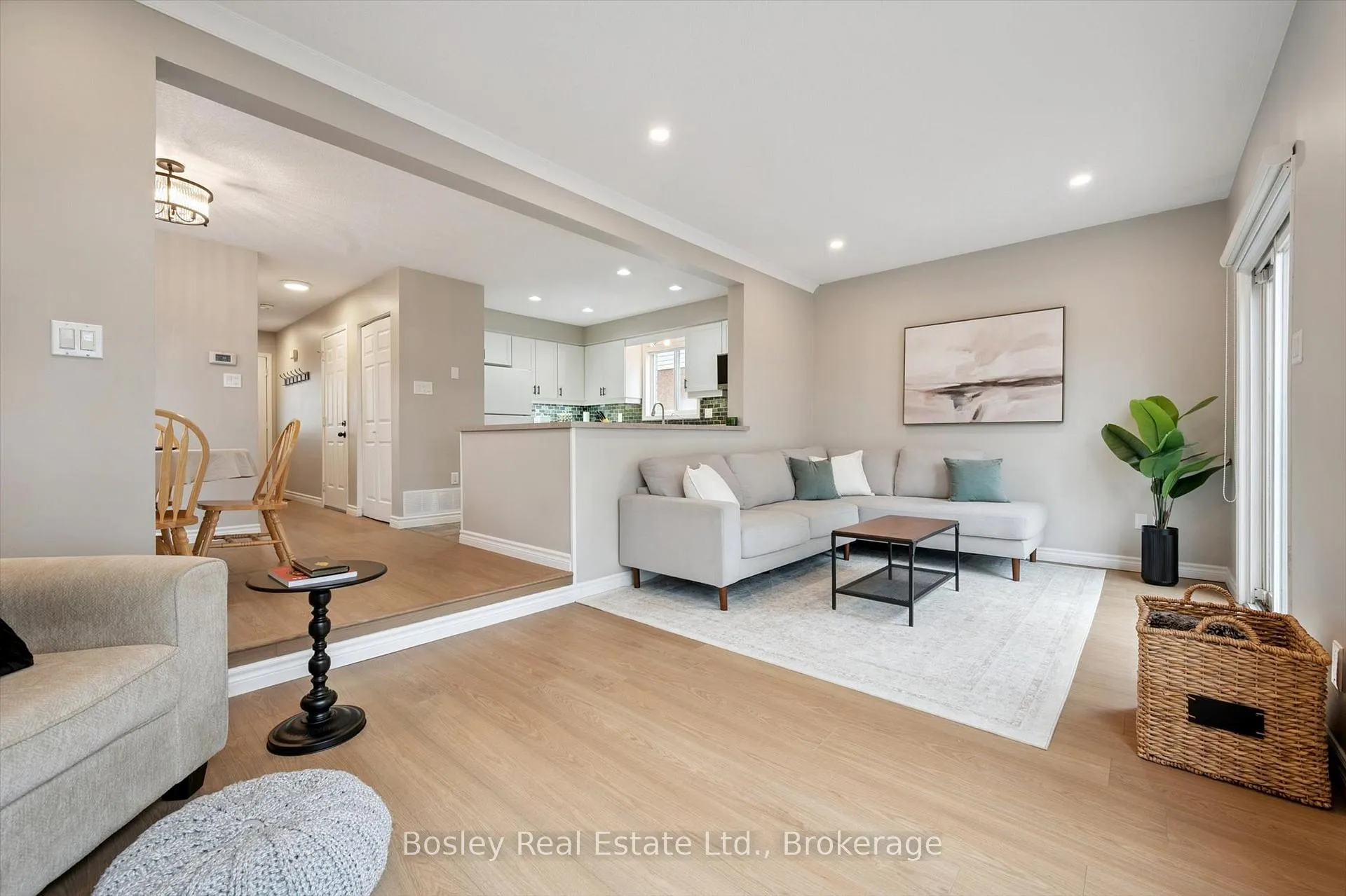 Photo 14 of 157 Rickson Avenue, Guelph, Kortright West — HOMEH
