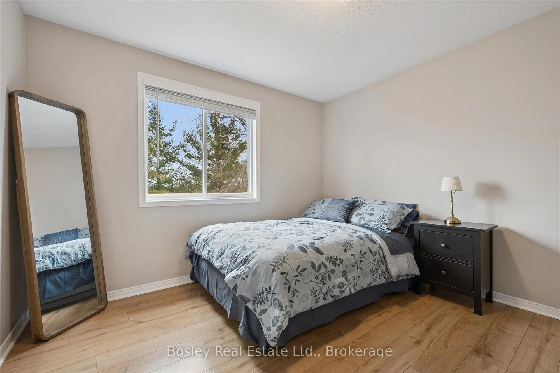 Photo 24 of 157 Rickson Avenue, Guelph, Kortright West — HOMEH