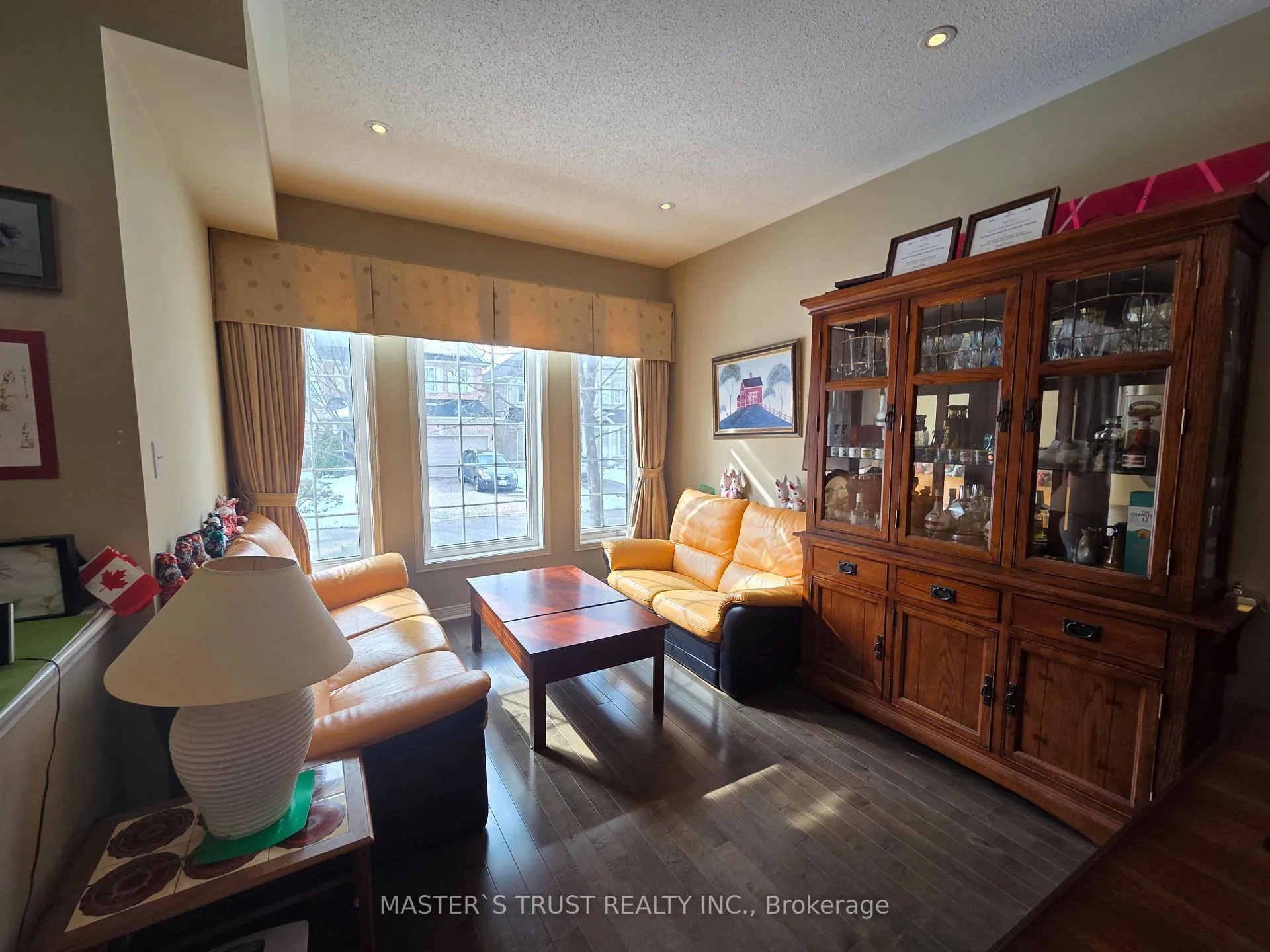 Photo 3 of 45 Sharon Lee Drive, Markham, Berczy — HOMEH