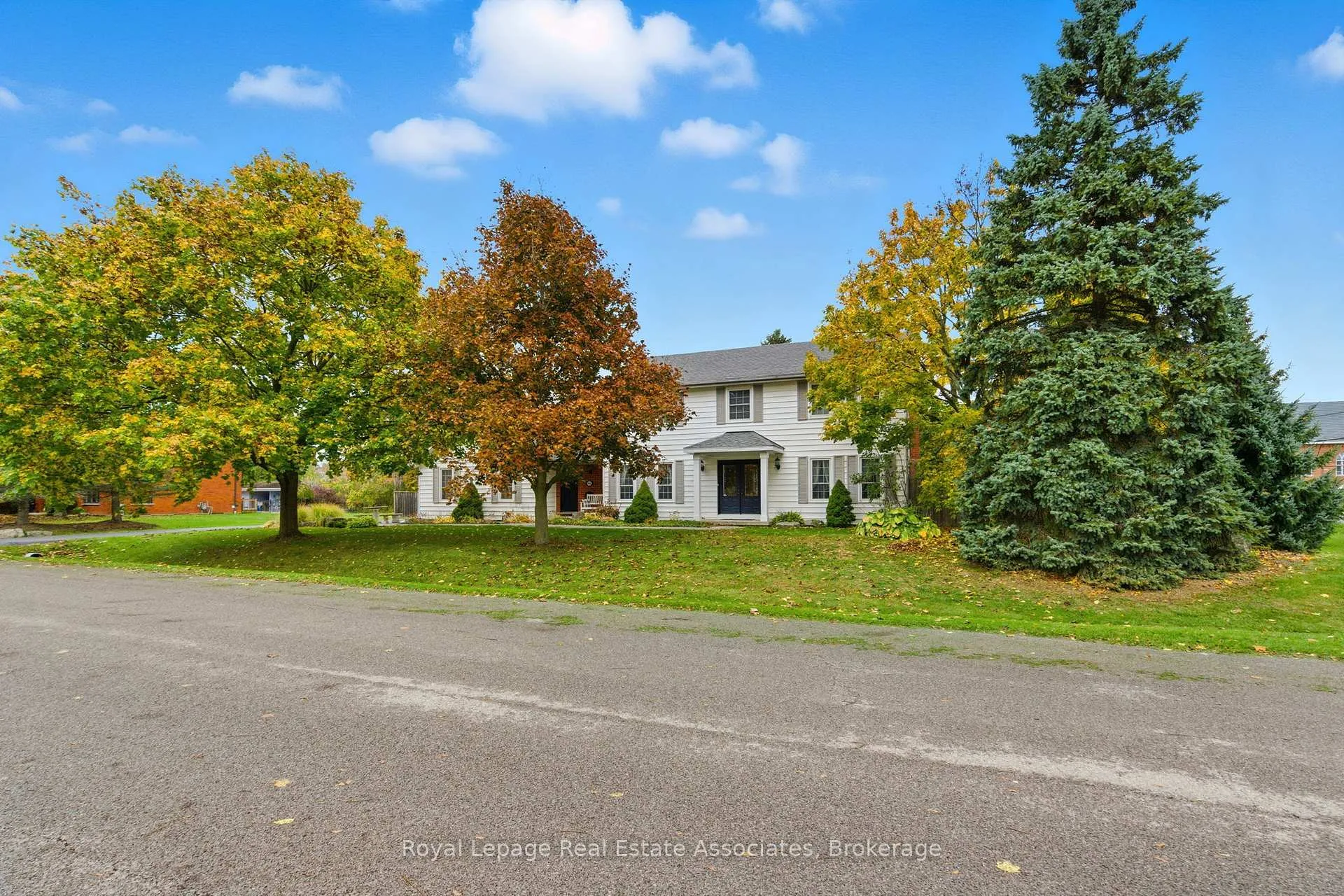 Front of 1 Meander Close
