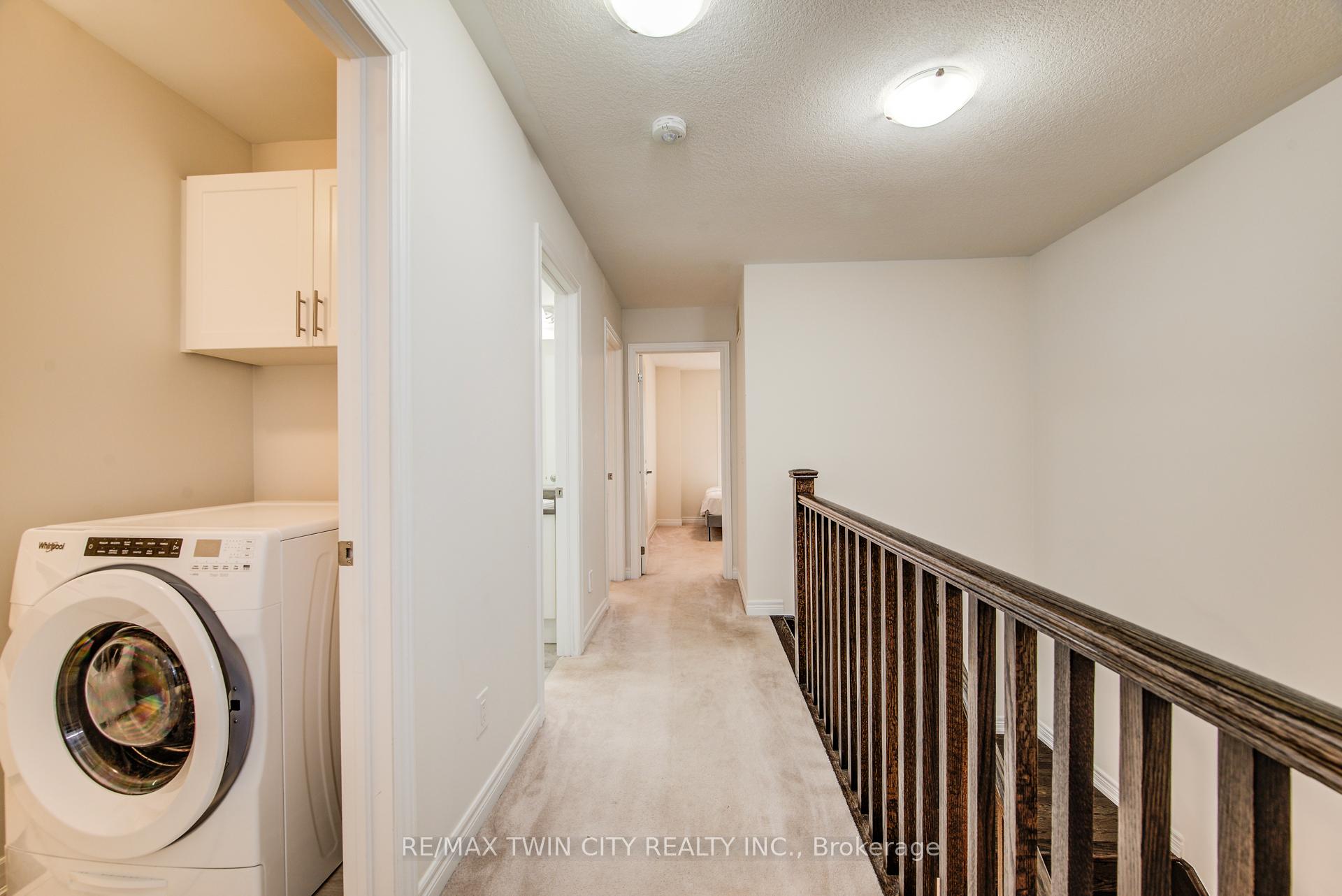 Photo 15 of 4 Stonehill Avenue, Kitchener — HOMEH