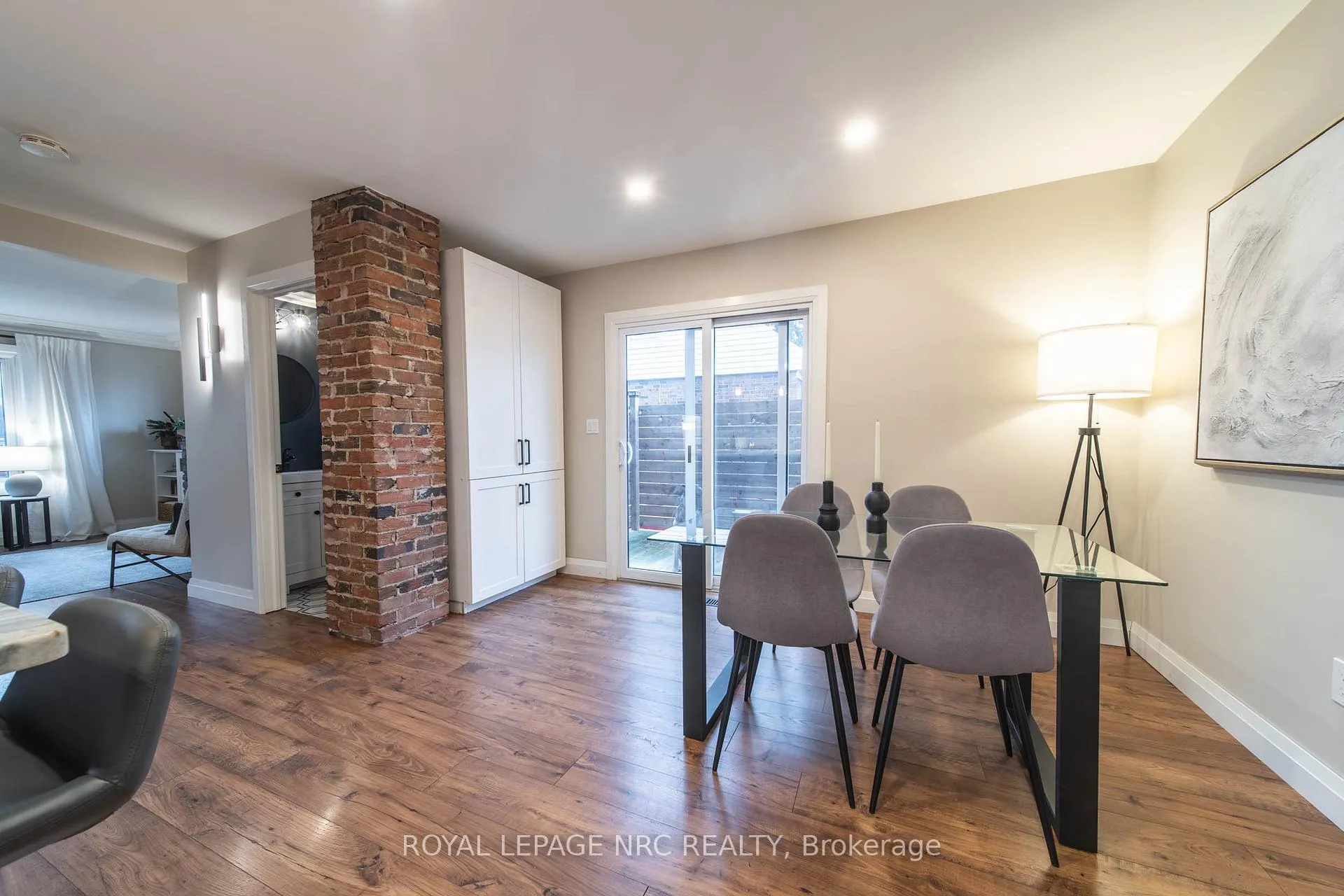 Photo 9 of 5717 Morden Drive, Niagara Falls, Cherrywood — HOMEH