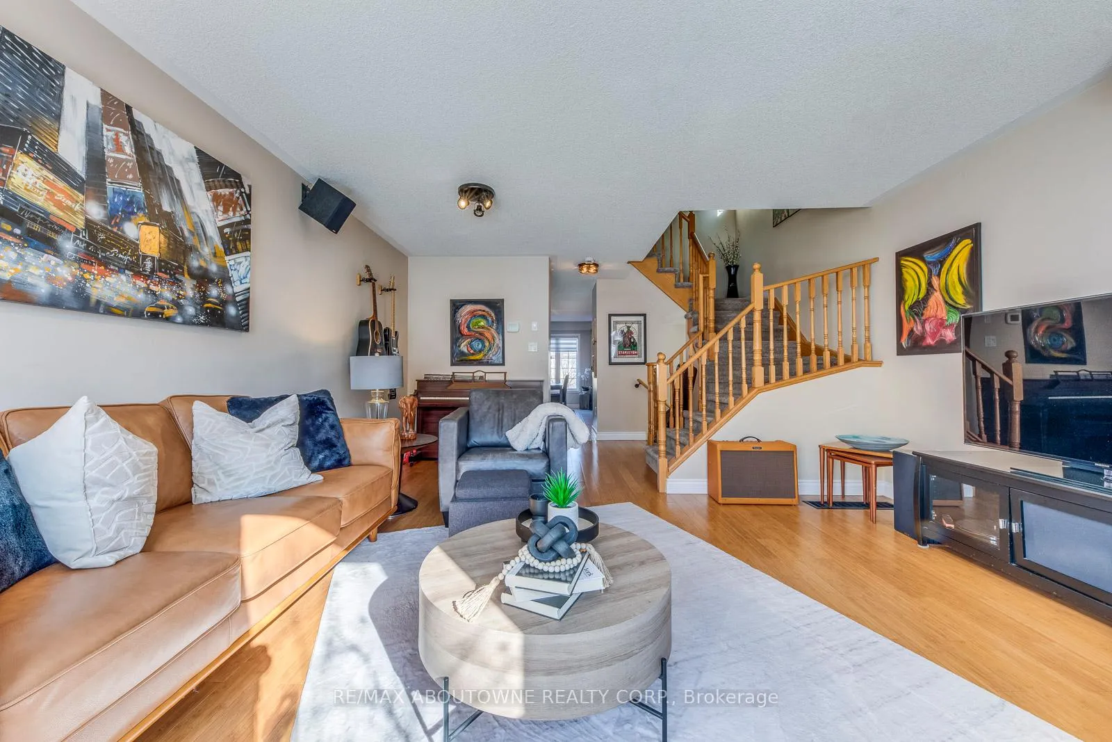 Photo 21 of 34 Palomino Trail, Halton Hills, Georgetown — HOMEH