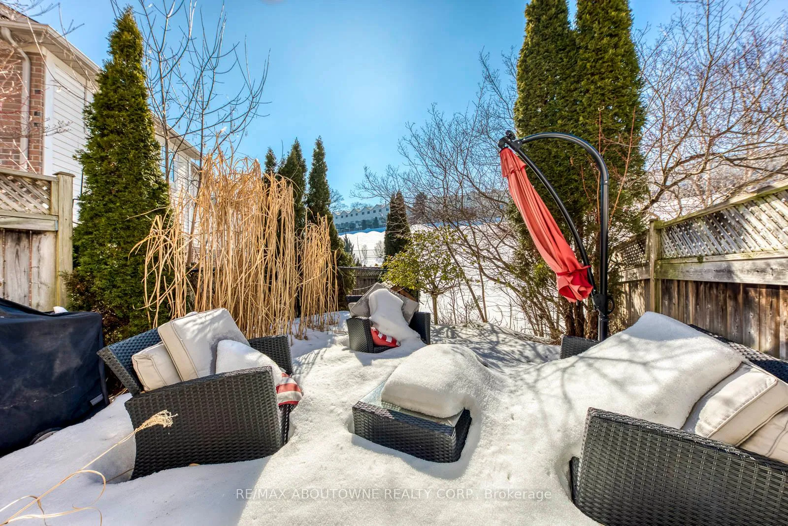 Photo 36 of 34 Palomino Trail, Halton Hills, Georgetown — HOMEH