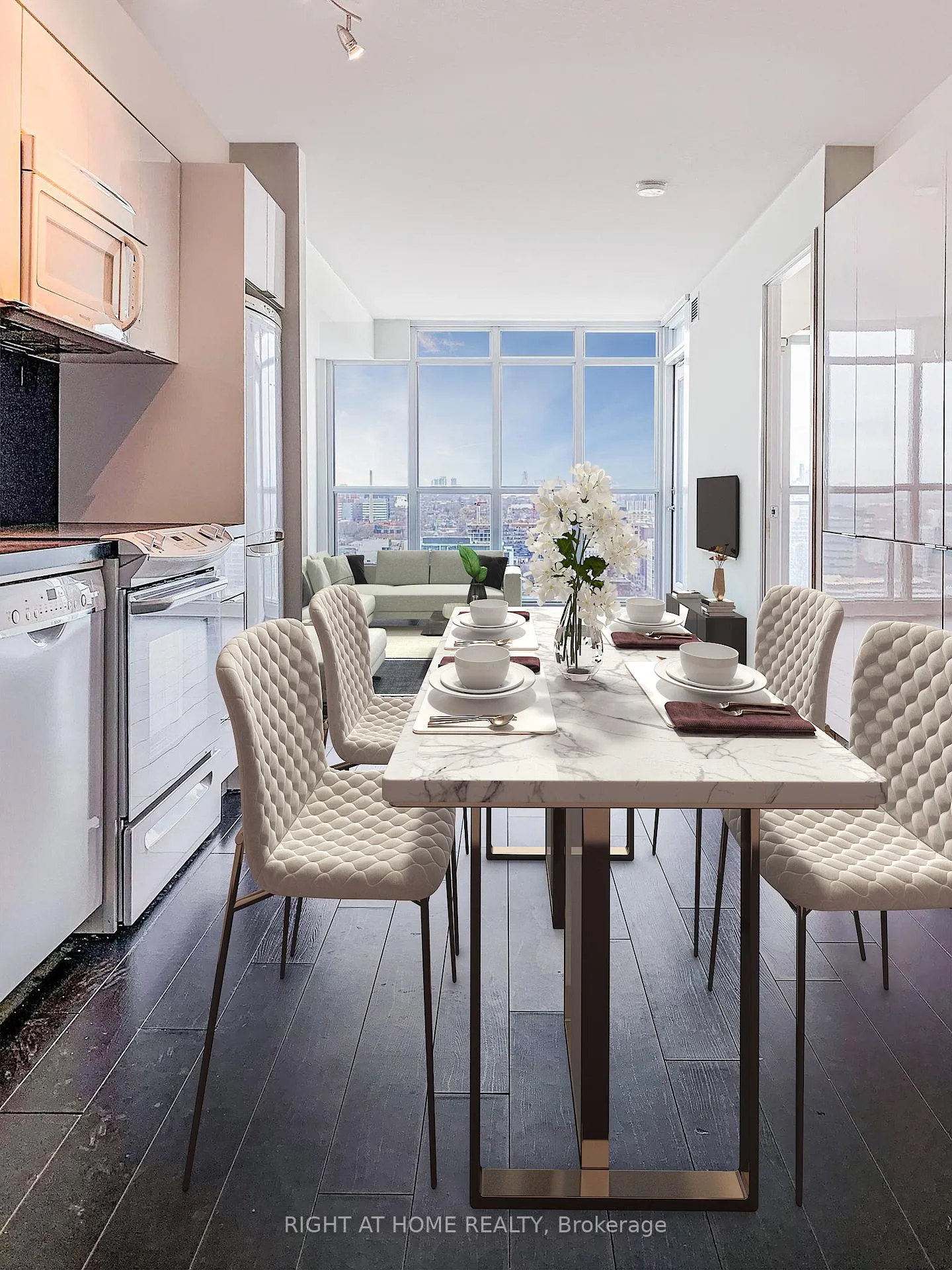 Photo 3 of Unit 2916, 15 Iceboat Terrace, Toronto, Waterfront Communities — HOMEH
