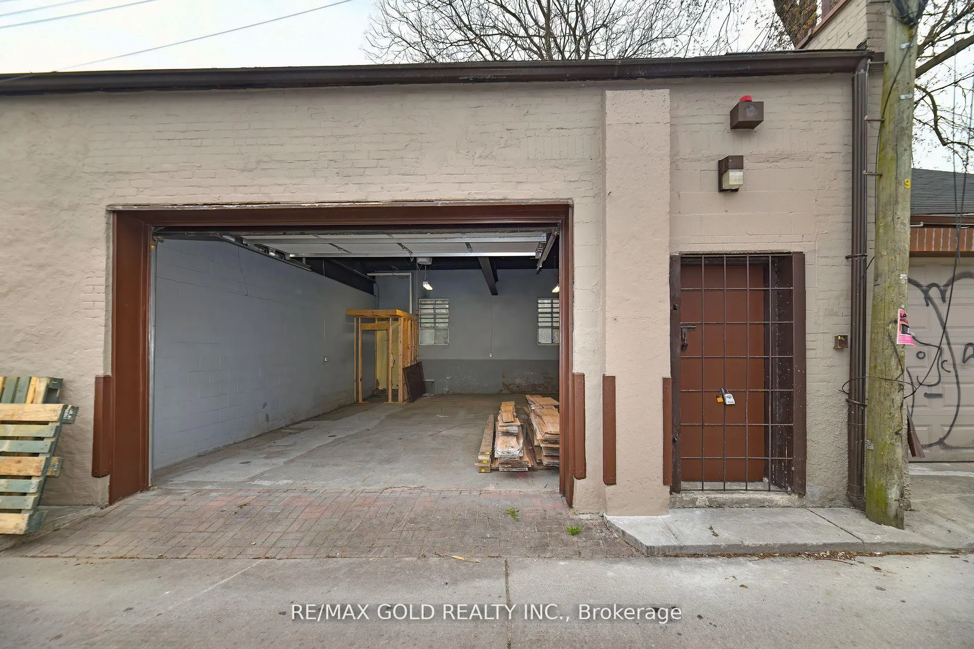 Photo 5 of 30R First Avenue, Toronto, South Riverdale — HOMEH