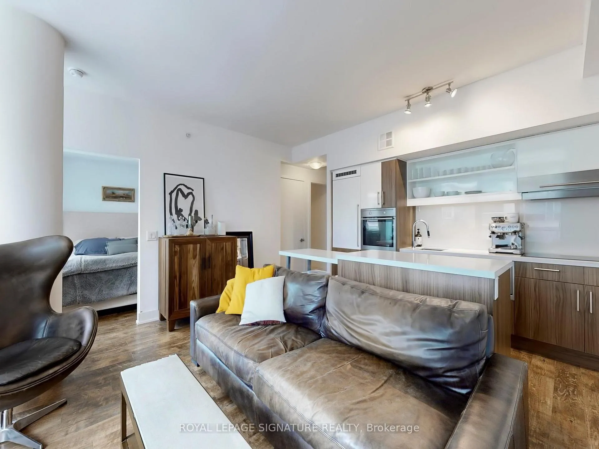 Photo 6 of Unit 508, 39 Sherbourne Street, Toronto, Moss Park — HOMEH