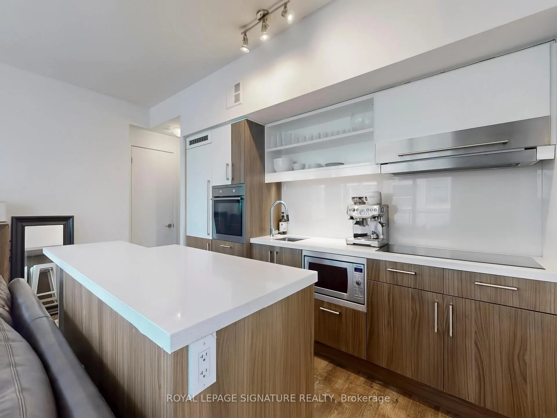 Photo 8 of Unit 508, 39 Sherbourne Street, Toronto, Moss Park — HOMEH