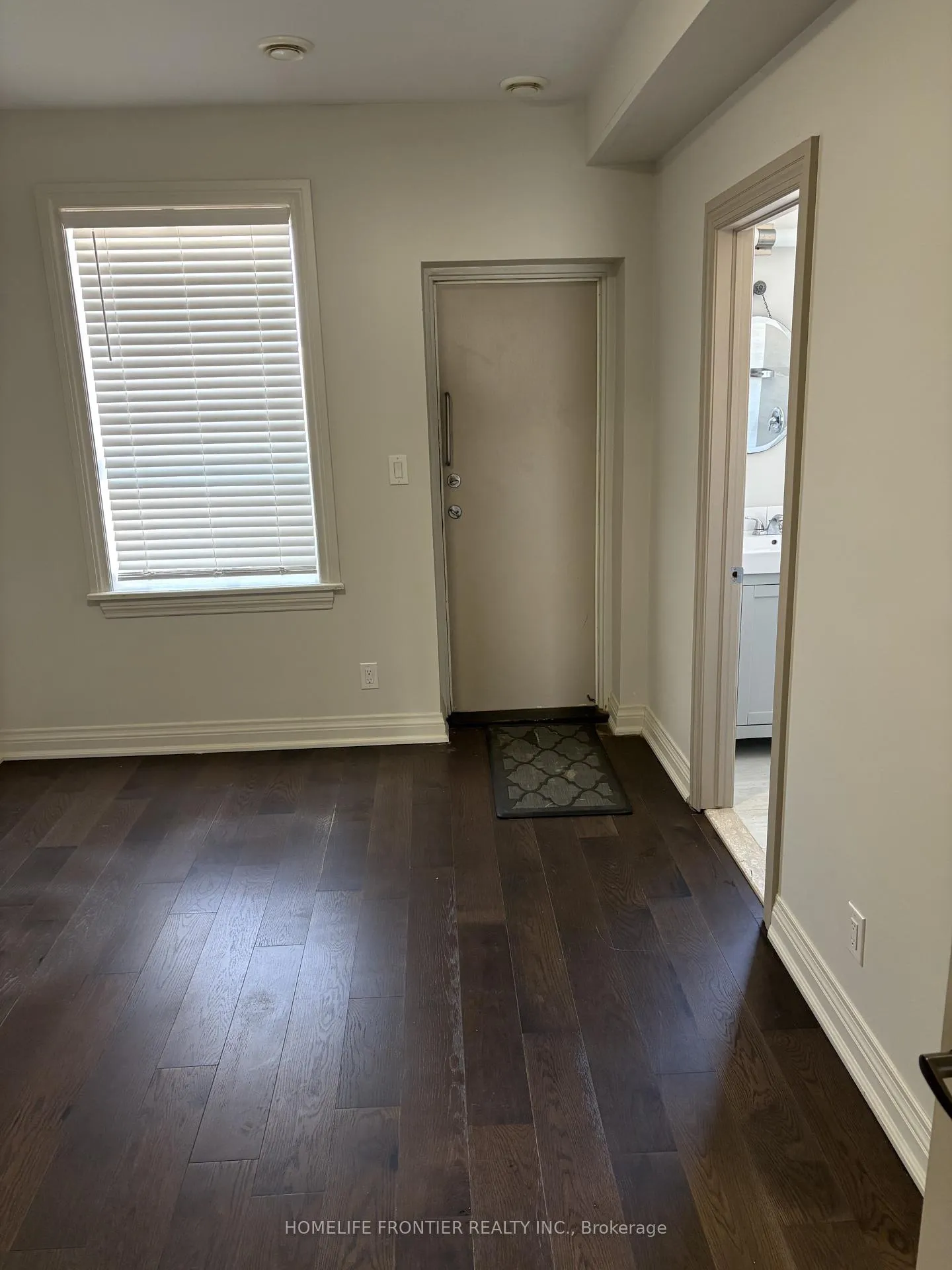 Photo 8 of Unit 2nd Floor, 2914 Danforth Avenue, Toronto, East End-Danforth — HOMEH