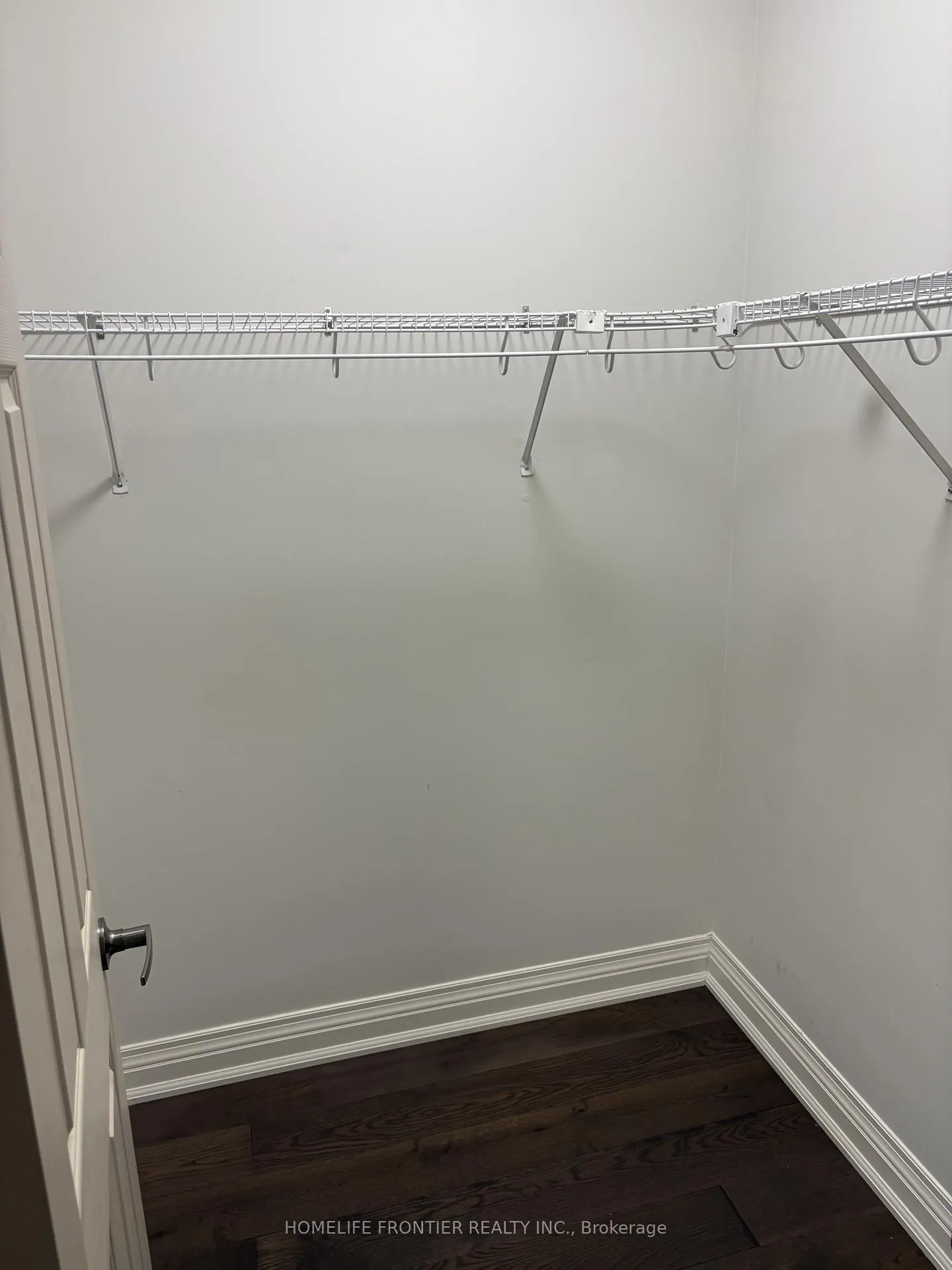 Photo 11 of Unit 2nd Floor, 2914 Danforth Avenue, Toronto, East End-Danforth — HOMEH