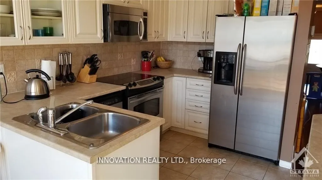 Photo 4 of 236 Flamborough Way, Ottawa, Kanata - Morgan's Grant/South March — HOMEH