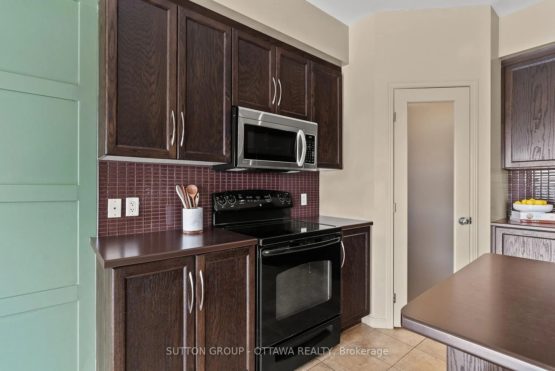 Photo 8 of 1107 Fieldfair Way, Ottawa, Notting Hill/Summerside — HOMEH